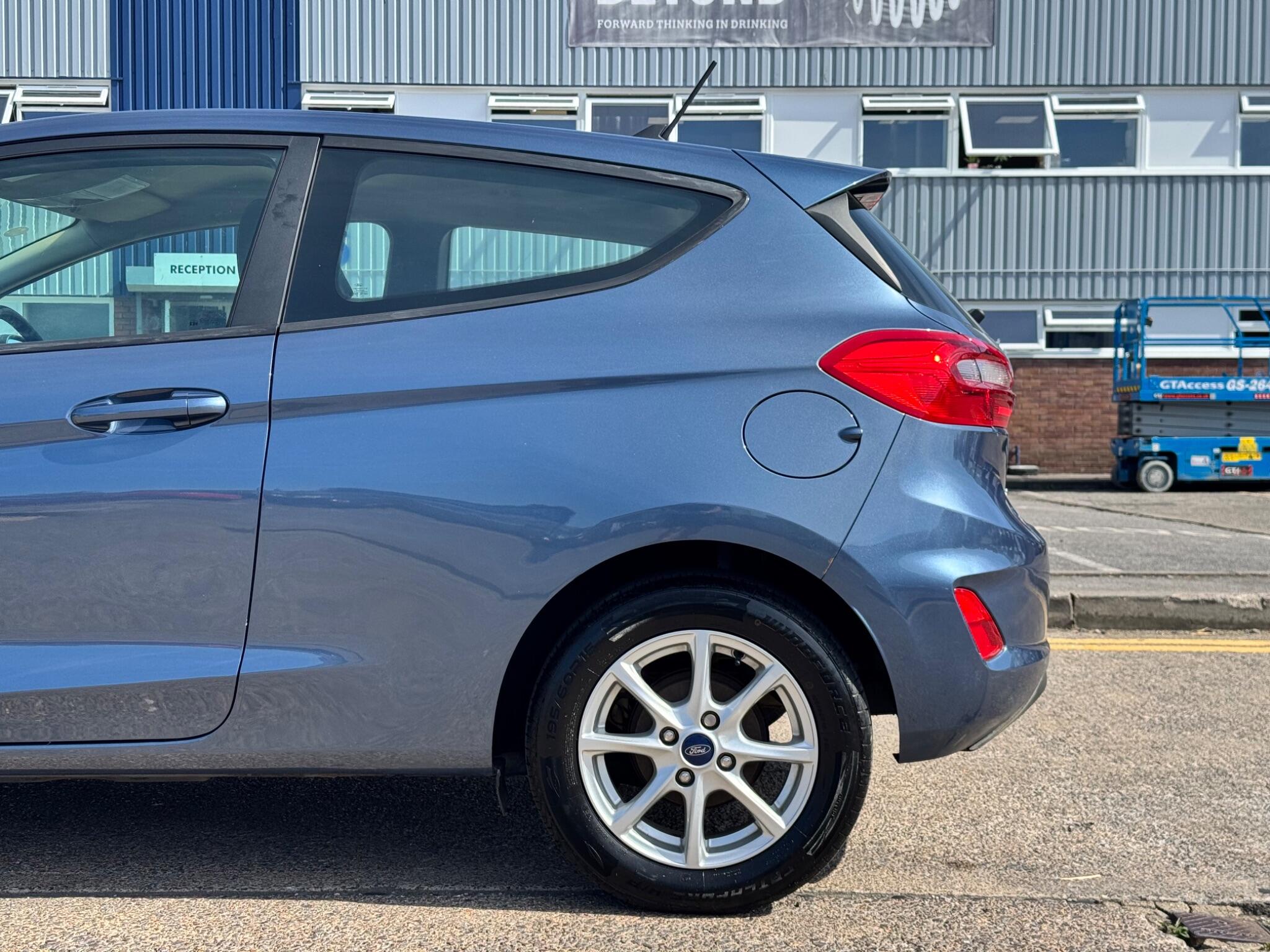 Ford Fiesta view 23