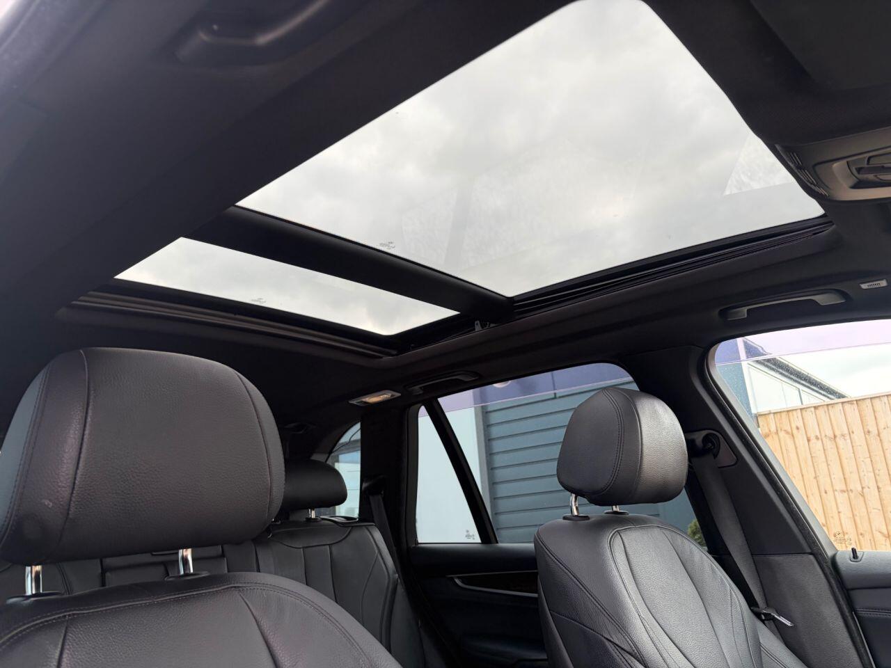 BMW X5 view 36