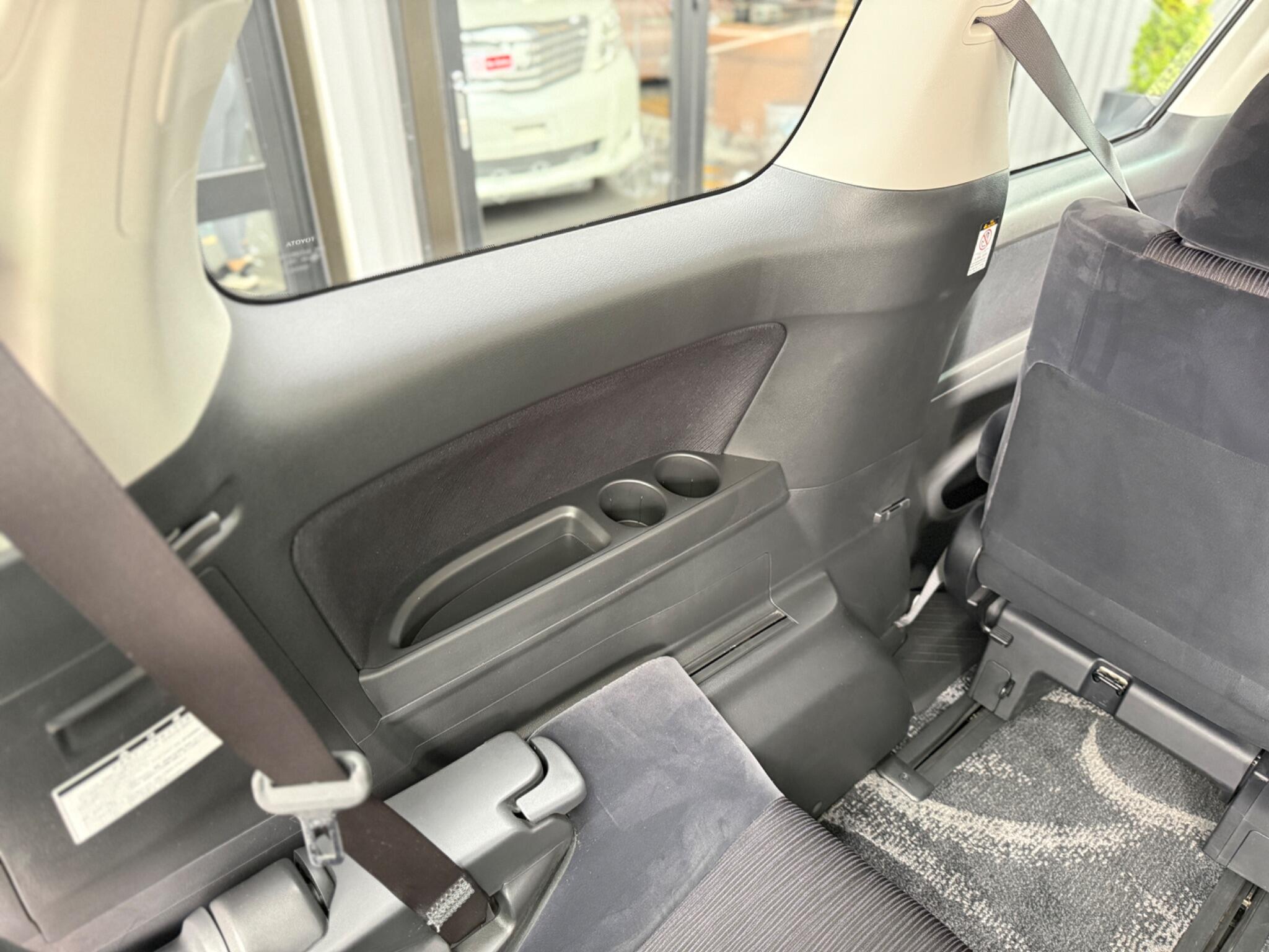 Toyota Vellfire view 70