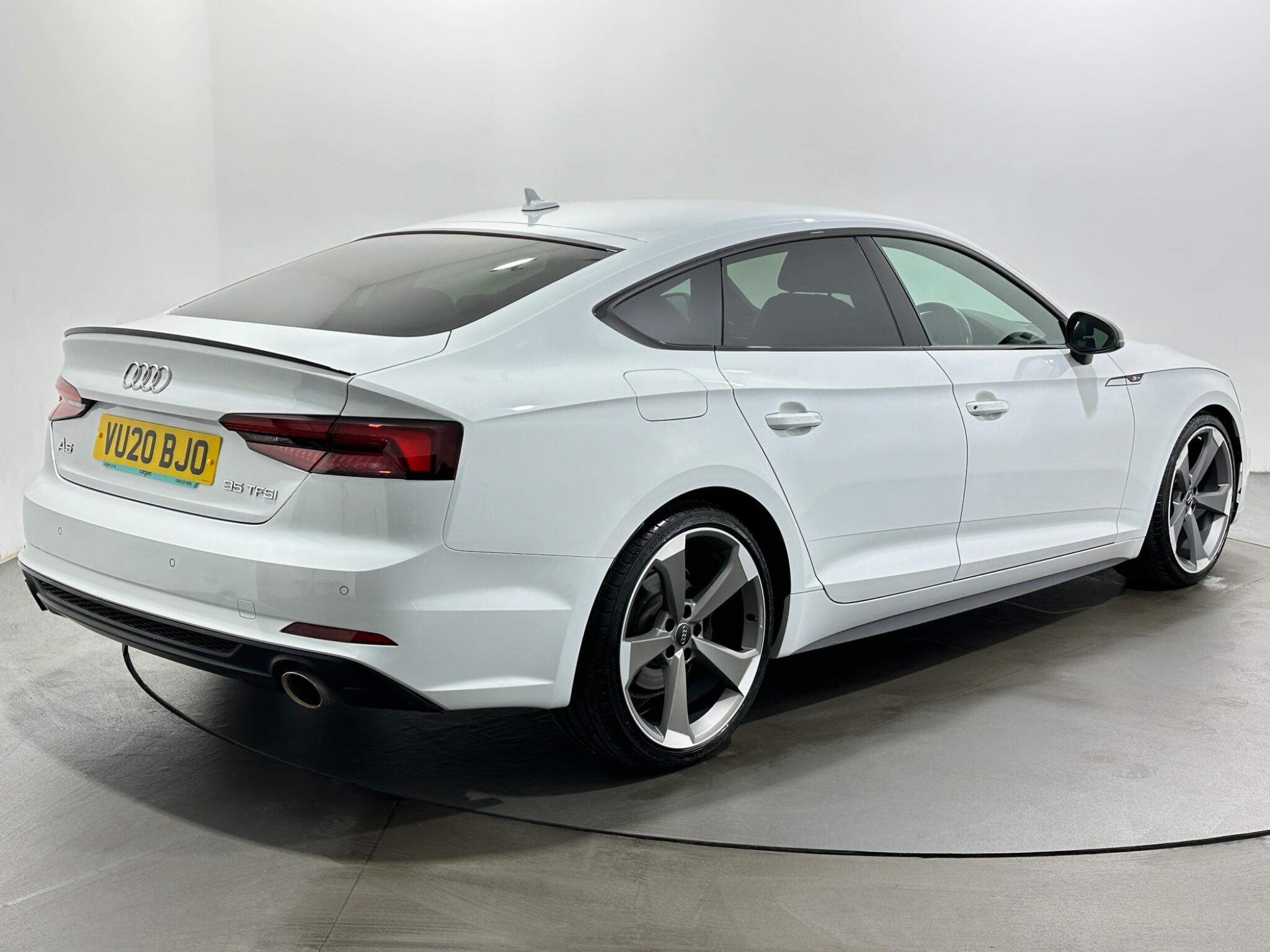 Audi A5 view 8
