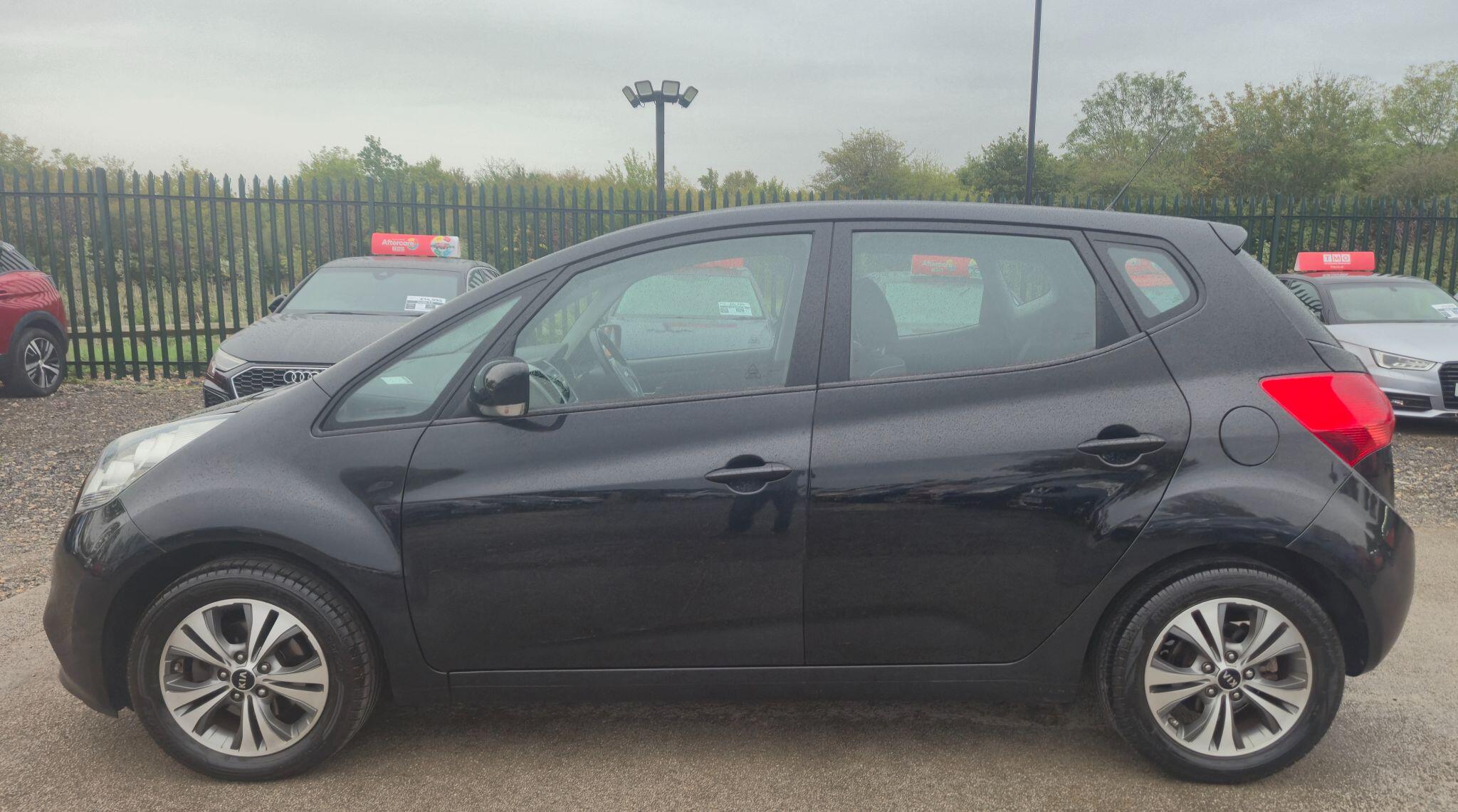Kia Venga view 6