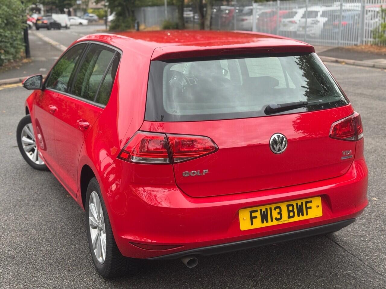 Volkswagen Golf view 5