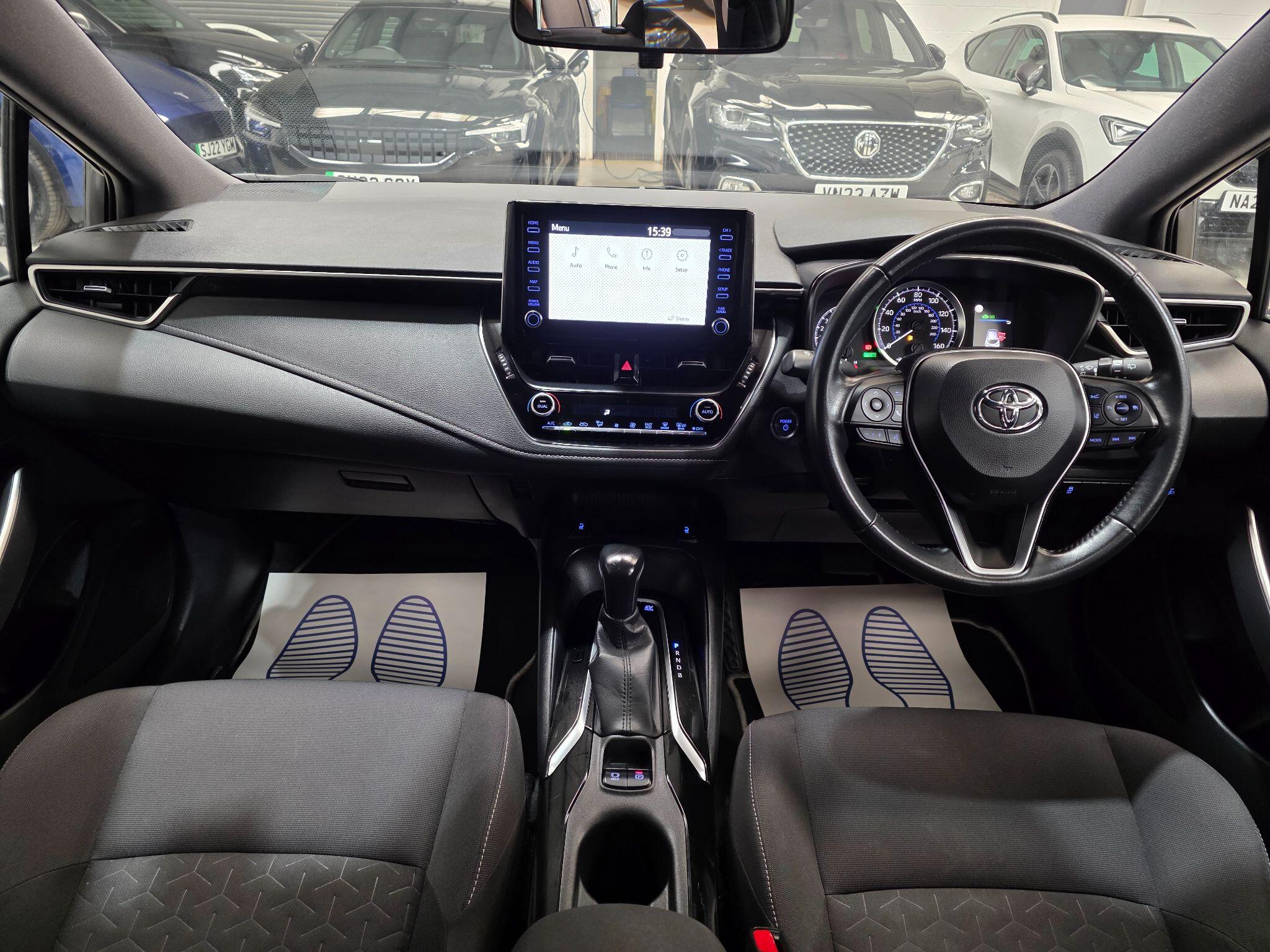 Toyota Corolla view 5