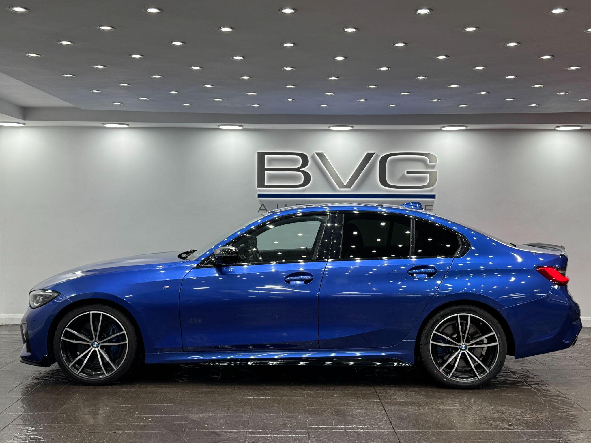 BMW 3 Series view 14