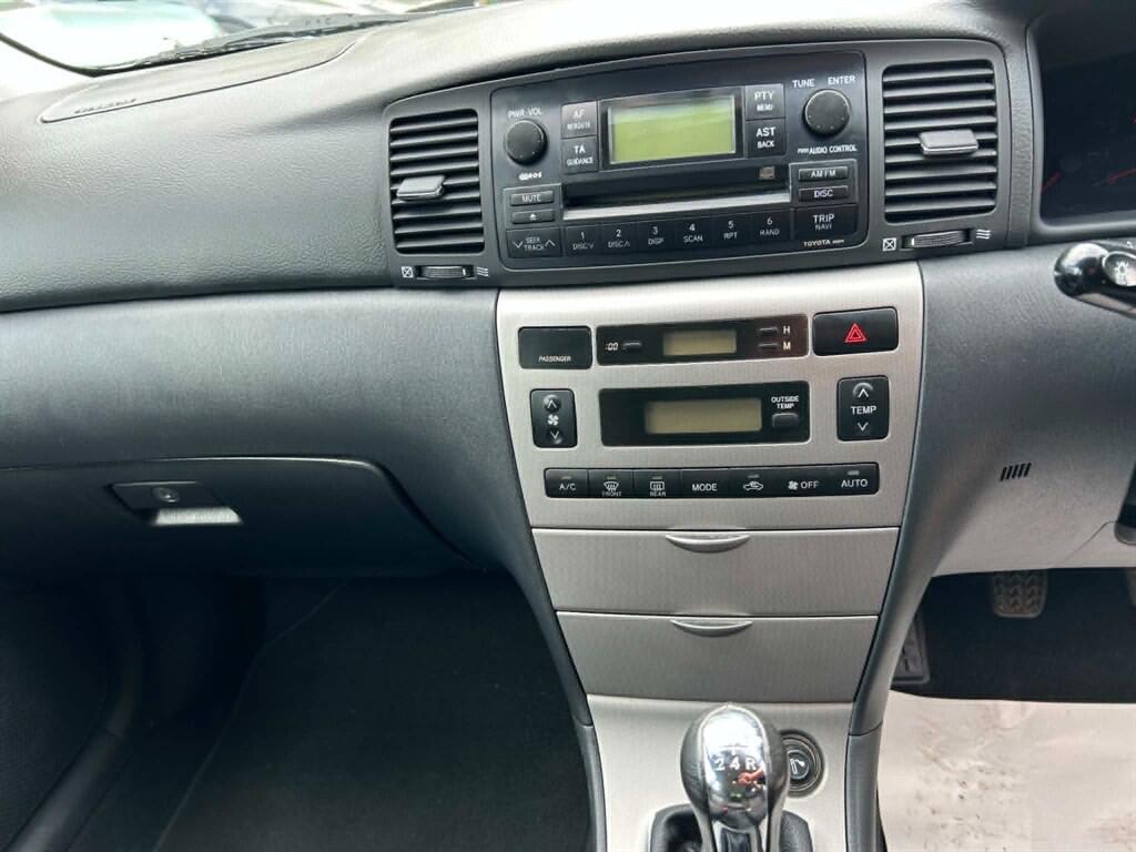 Toyota Corolla view 11