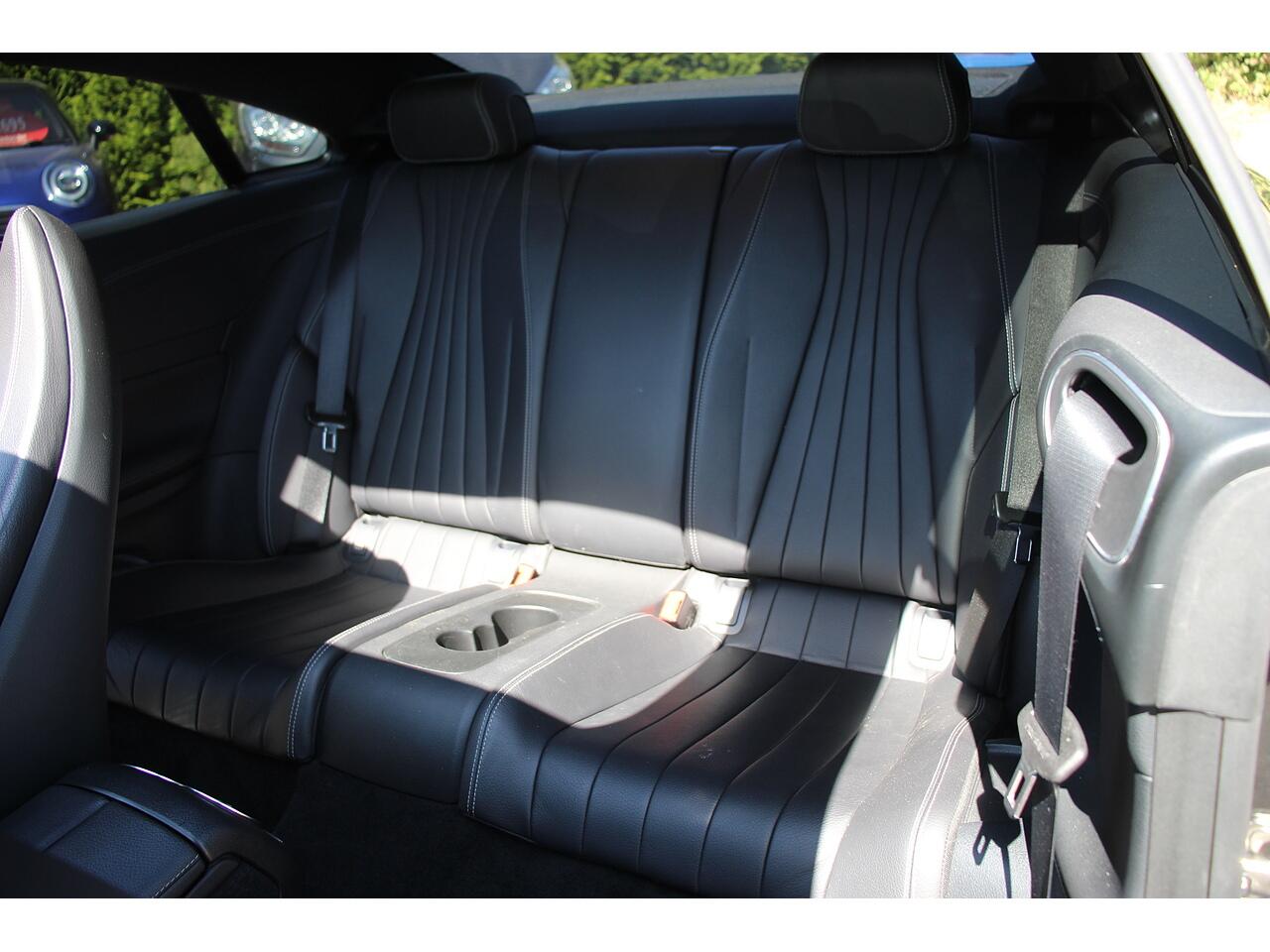 Mercedes-Benz E Class view 17