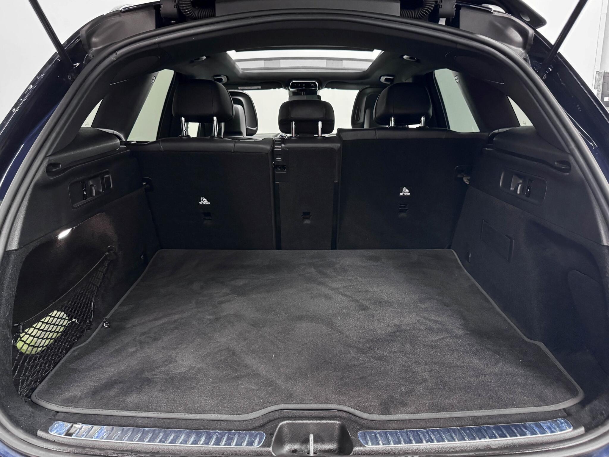 Mercedes-Benz GLC view 7