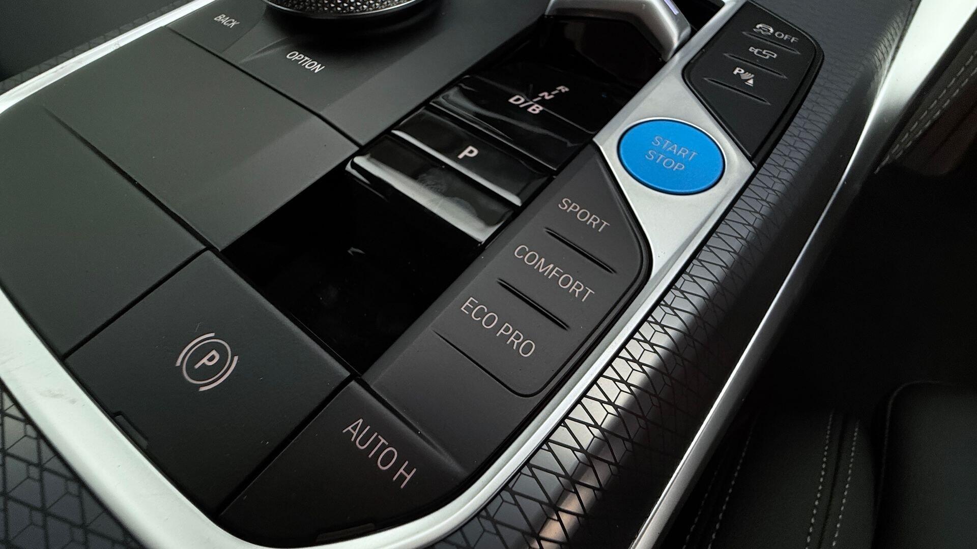 BMW i4 view 19