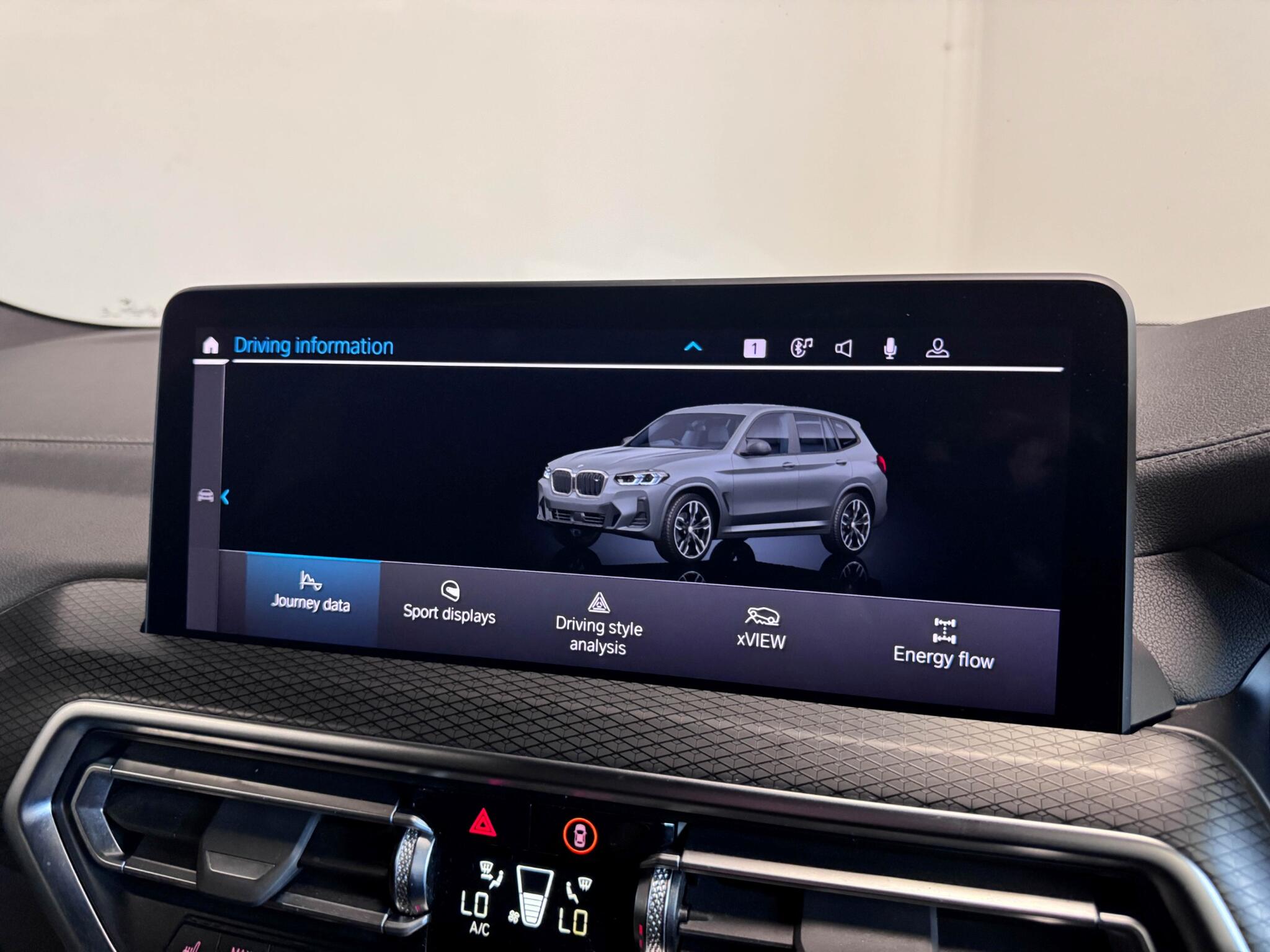 BMW X3 view 45
