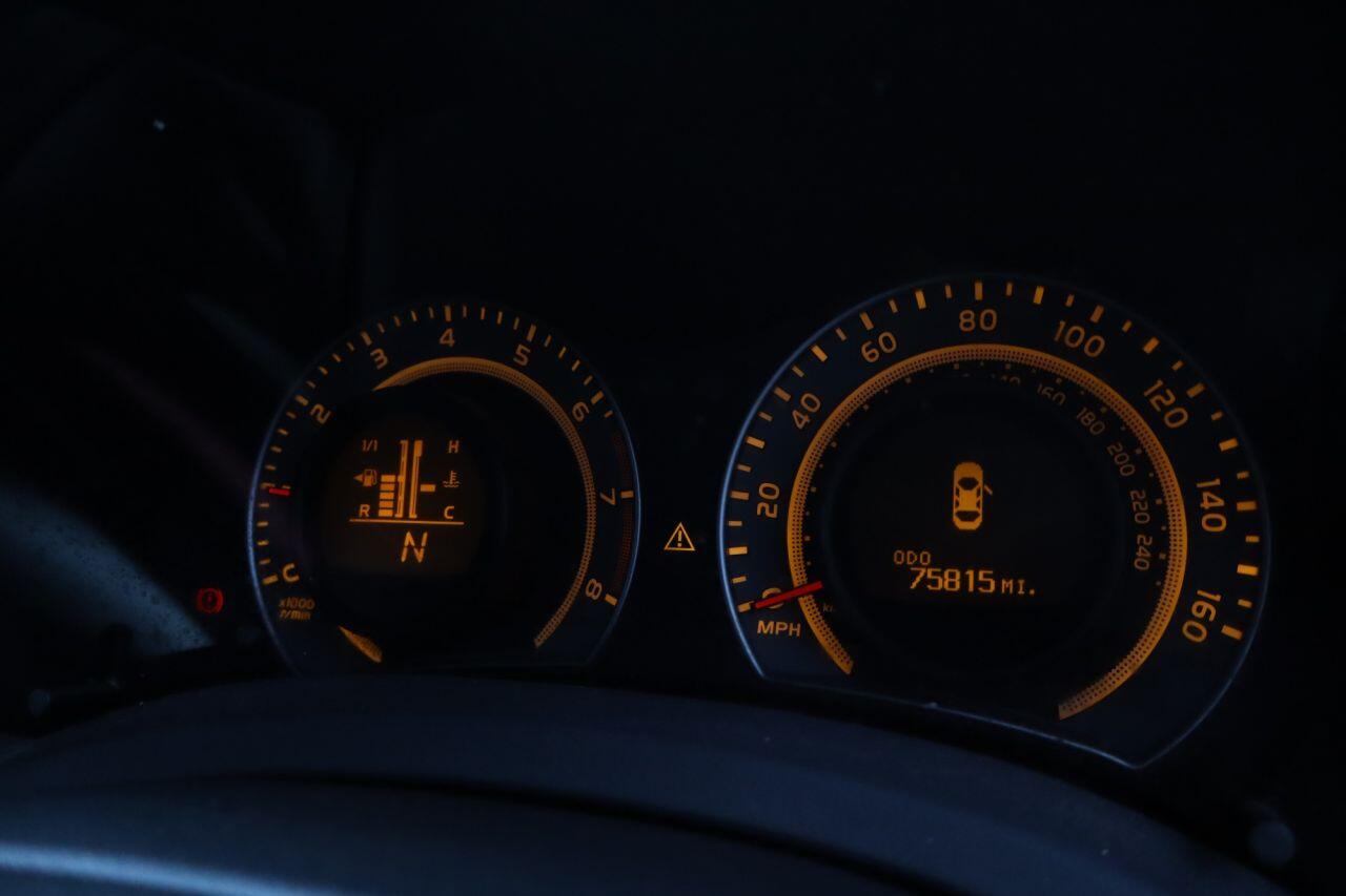 Toyota Auris view 13