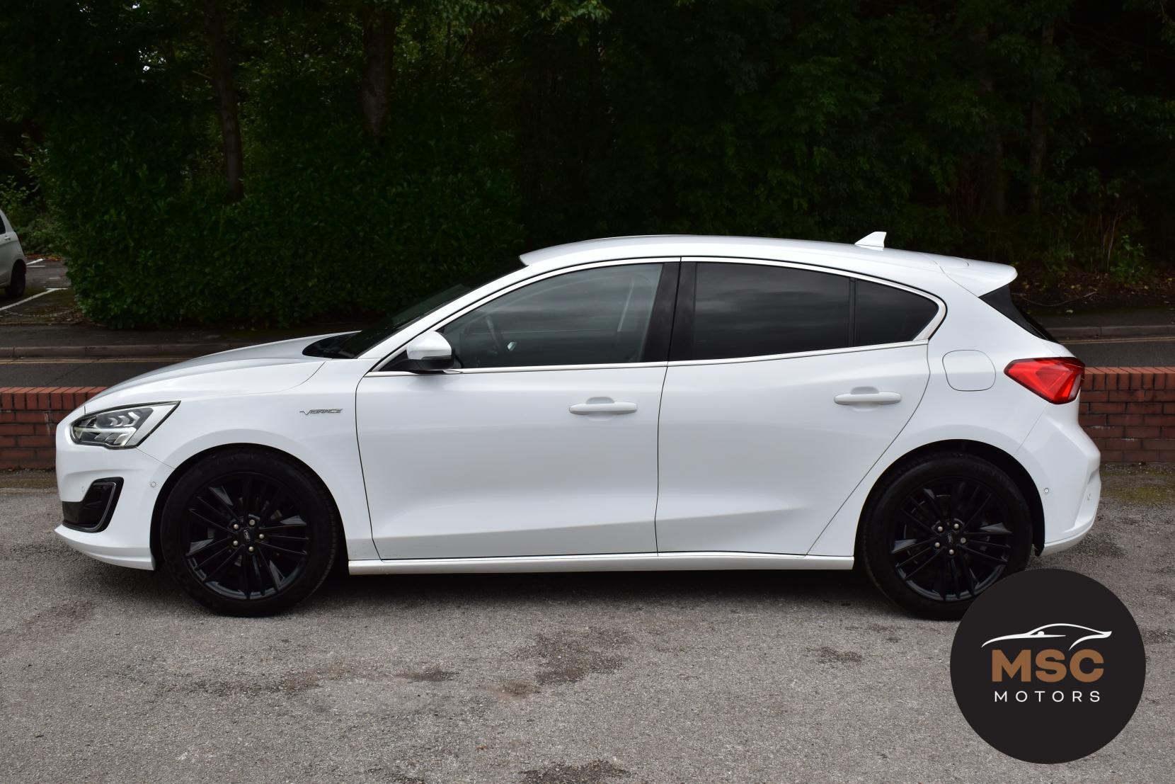 Ford Focus view 9