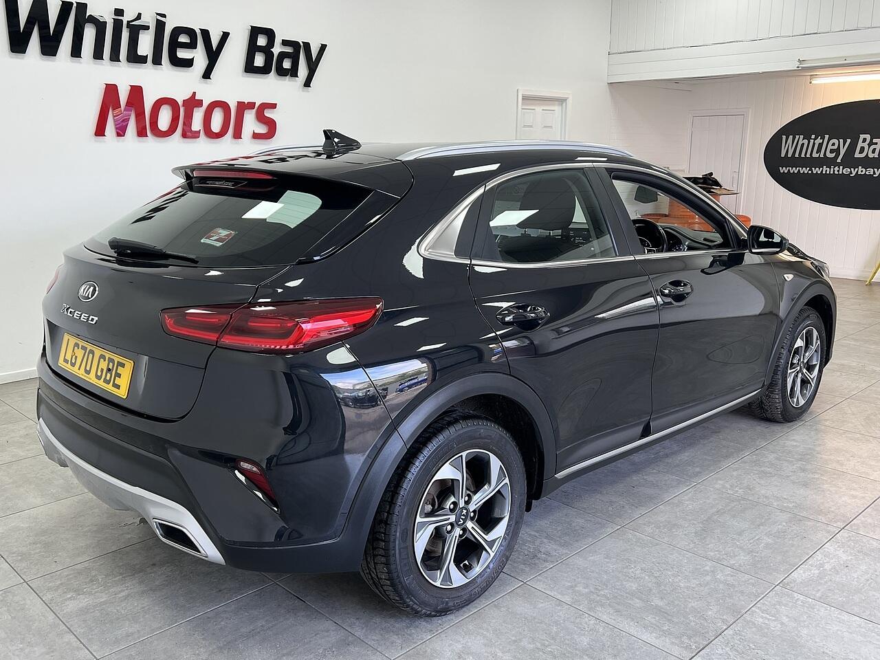 Kia Xceed view 3