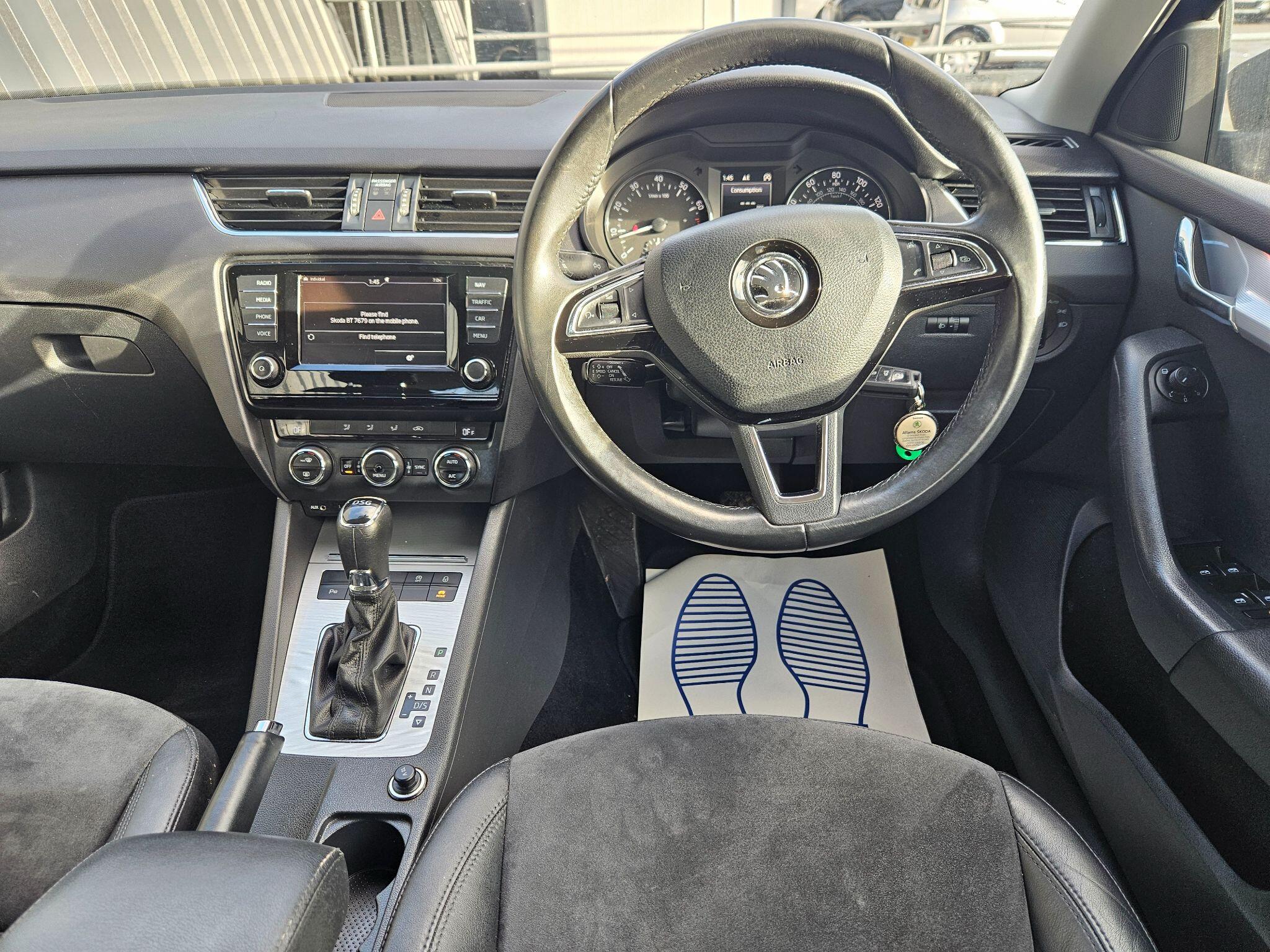 2015 Skoda Octavia image 20