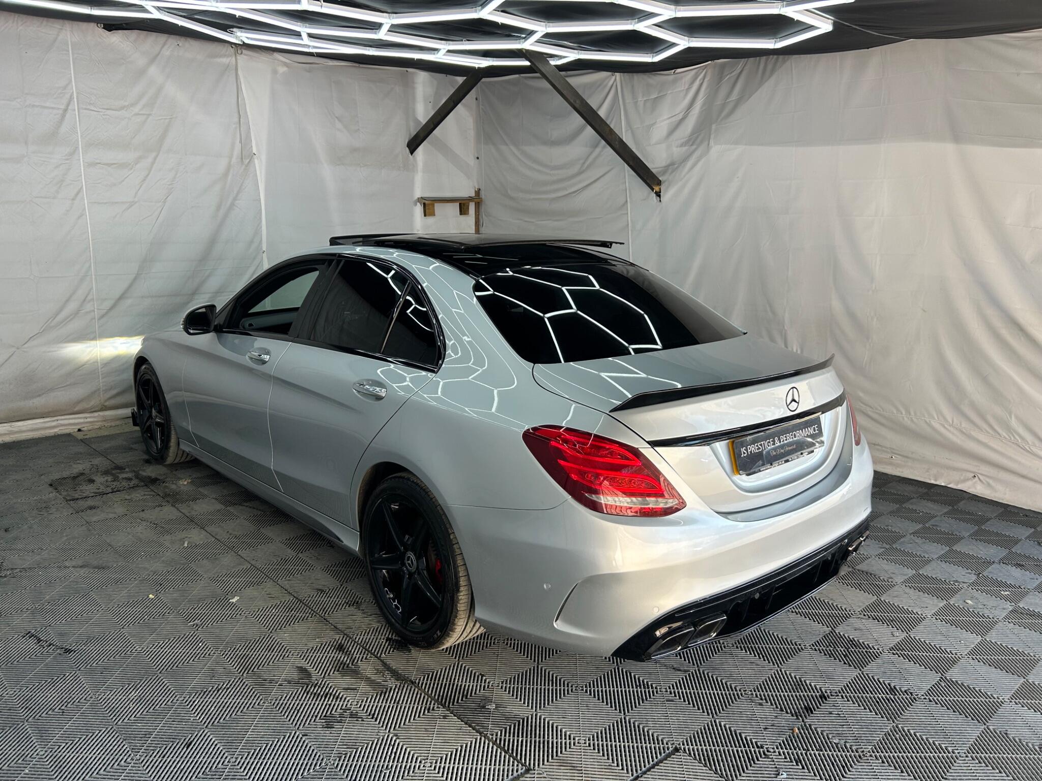 Mercedes-Benz C Class view 4