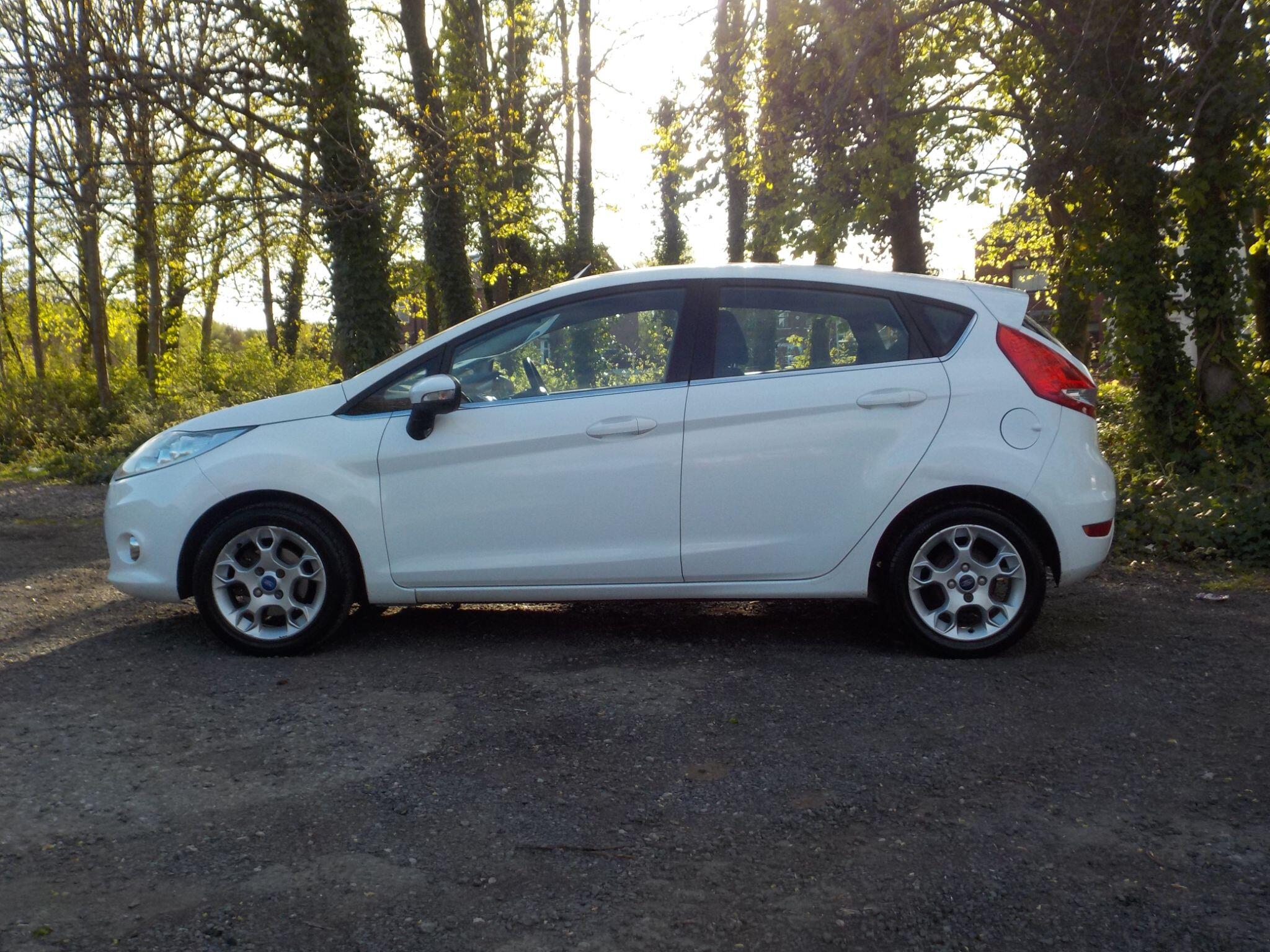 Ford Fiesta 1.25 Zetec Euro 5 5dr