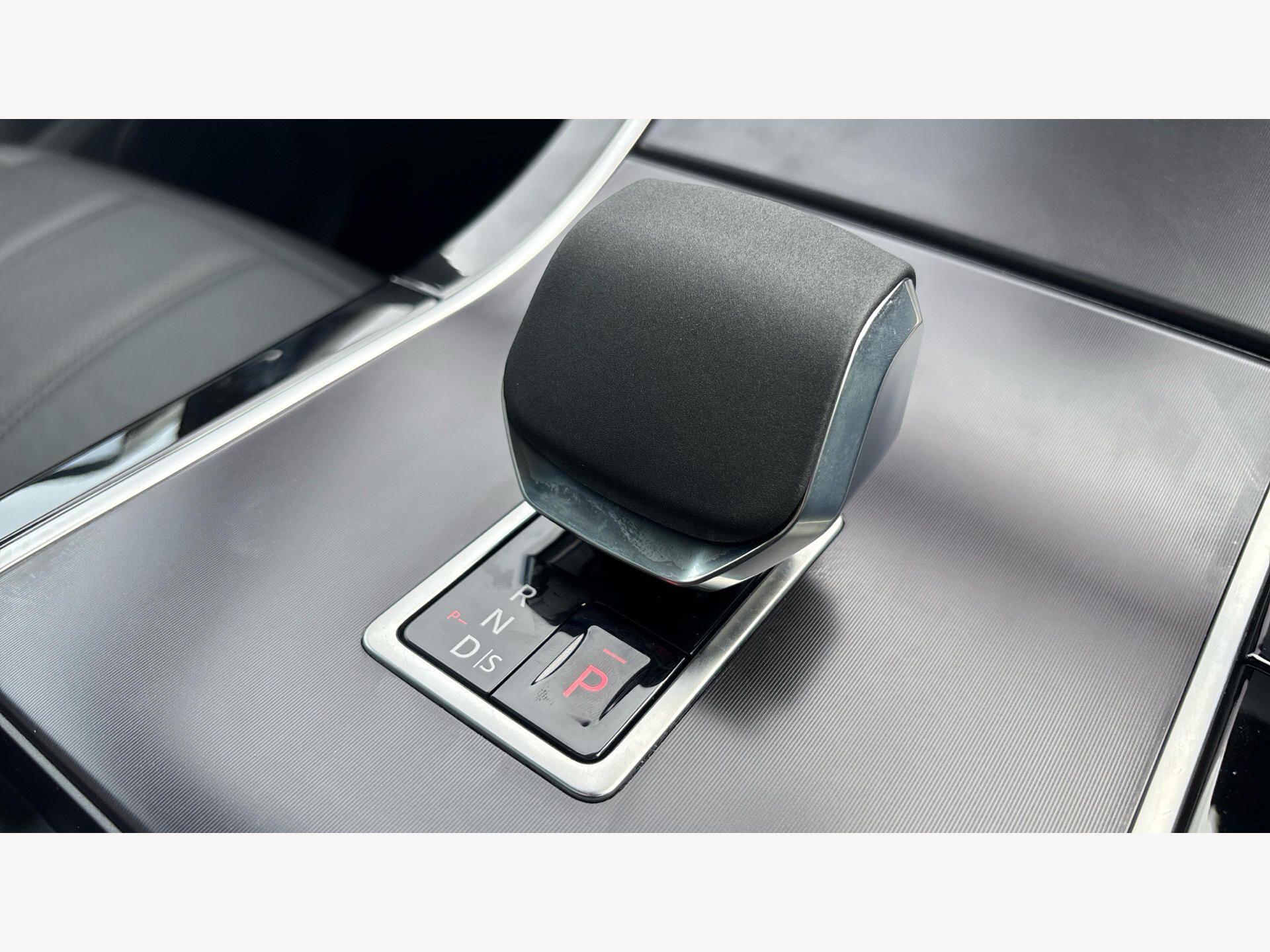 Land Rover Range Rover Evoque view 16