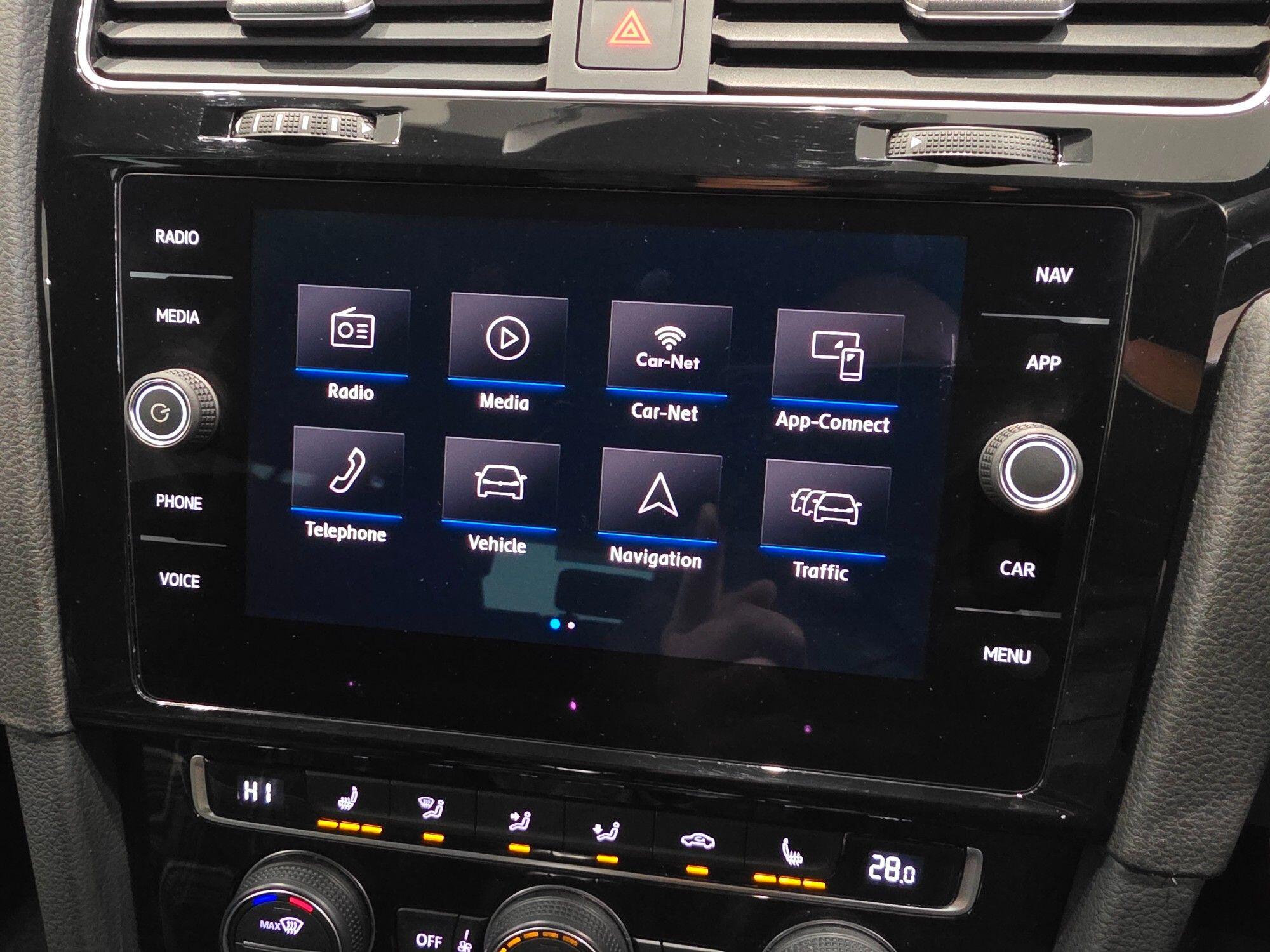 Volkswagen Golf view 29
