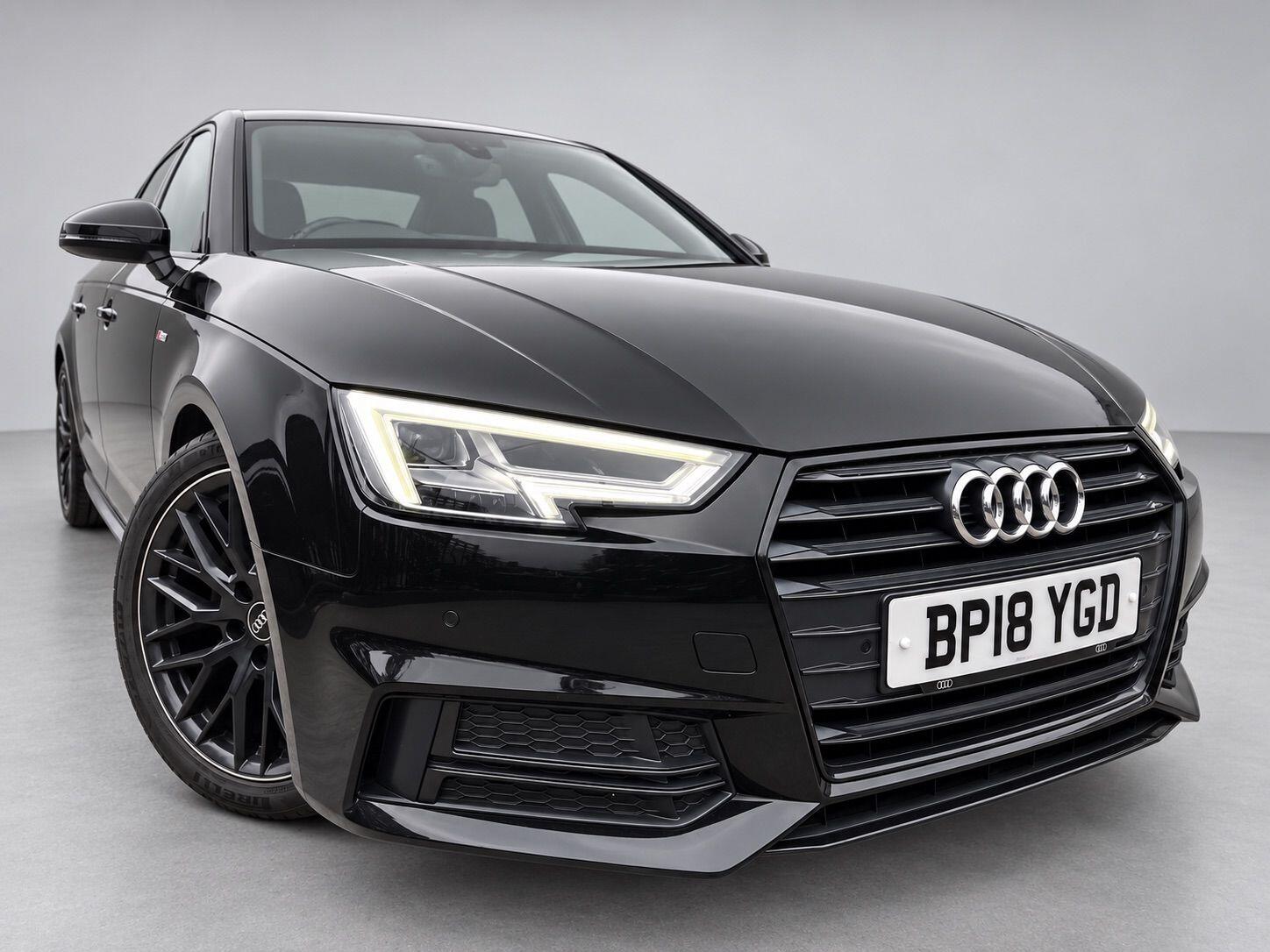 Audi A4 view 4