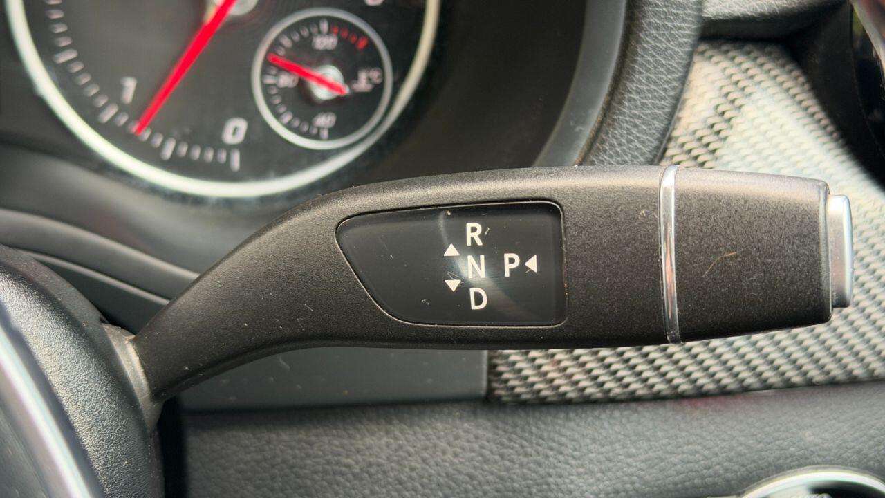 Mercedes-Benz B Class view 21