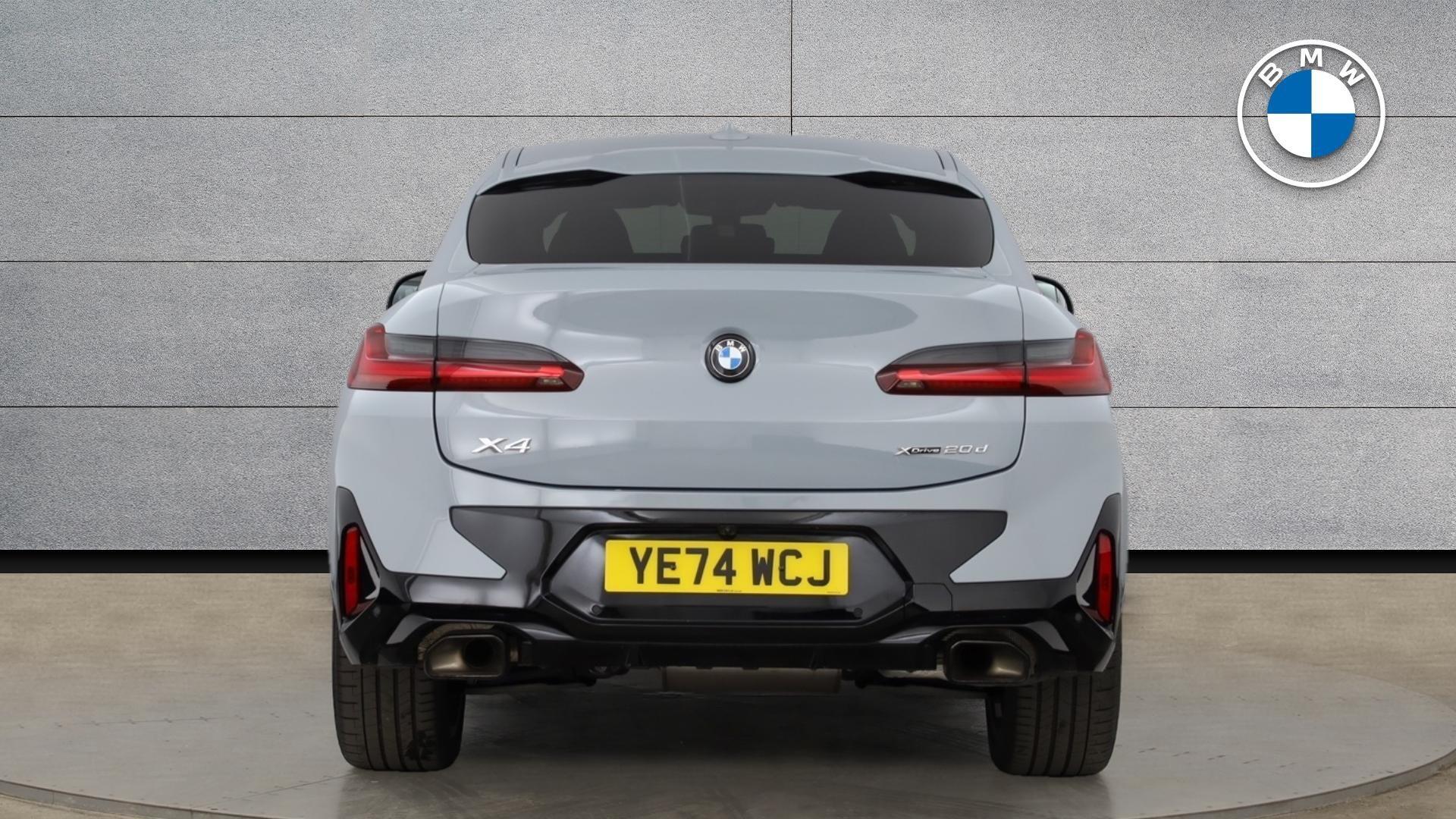 BMW X4 view 15
