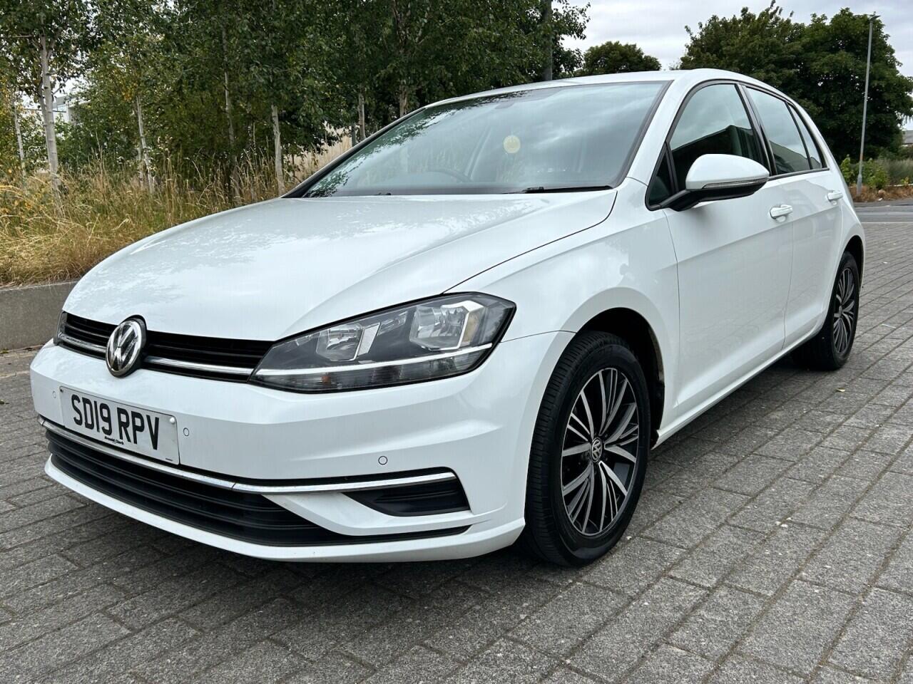 Volkswagen Golf view 6