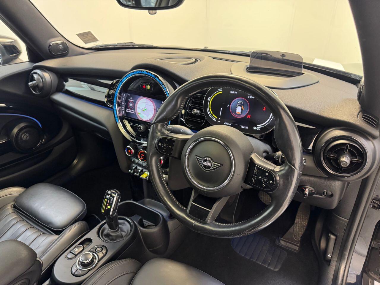 Mini Electric Hatch view 78
