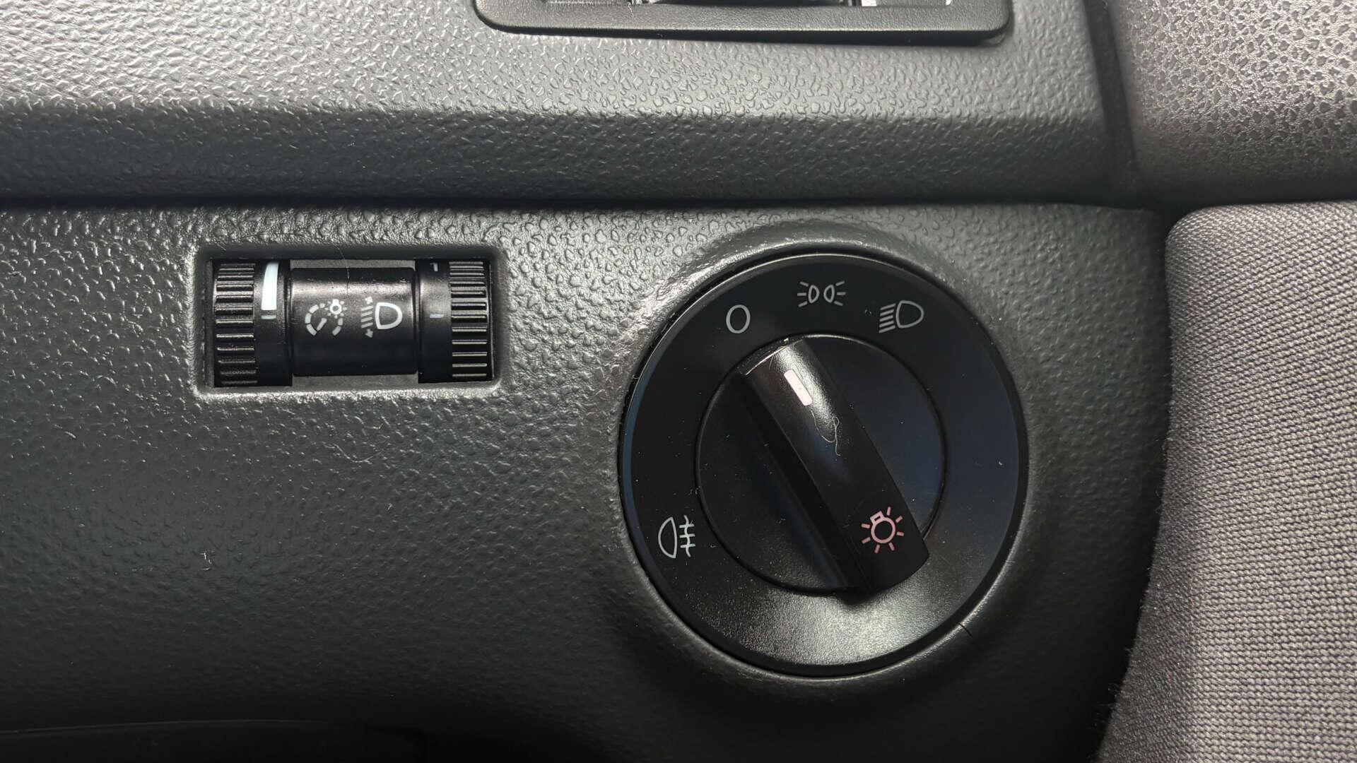 Volkswagen Polo view 18