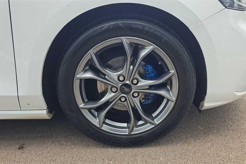 Ford Focus view 40