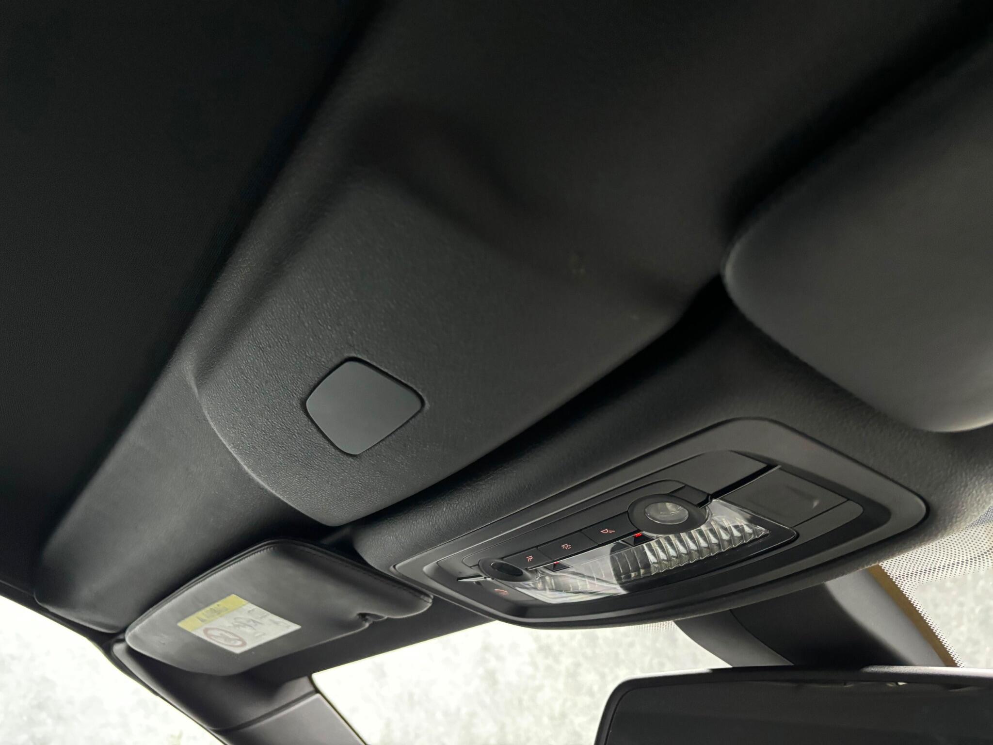 BMW 6 Series view 34