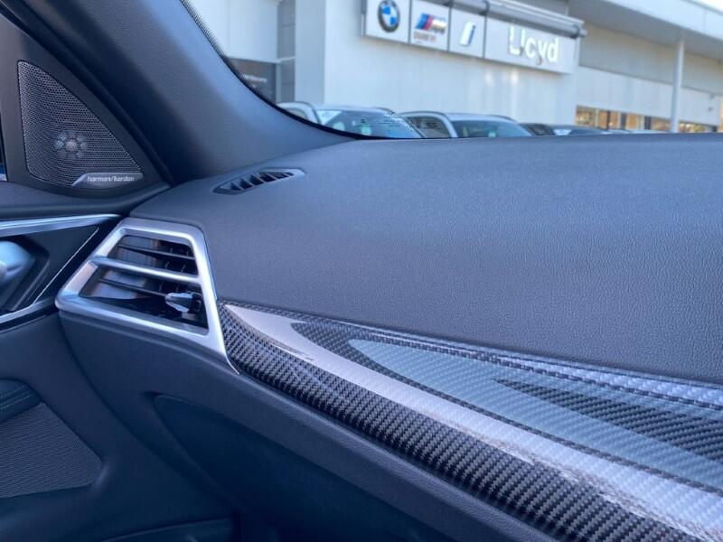 BMW M4 view 33