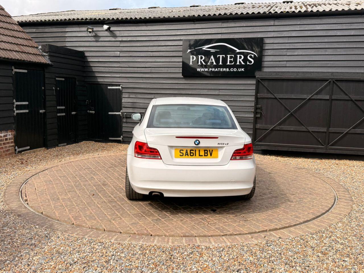 BMW 1 Series view 3