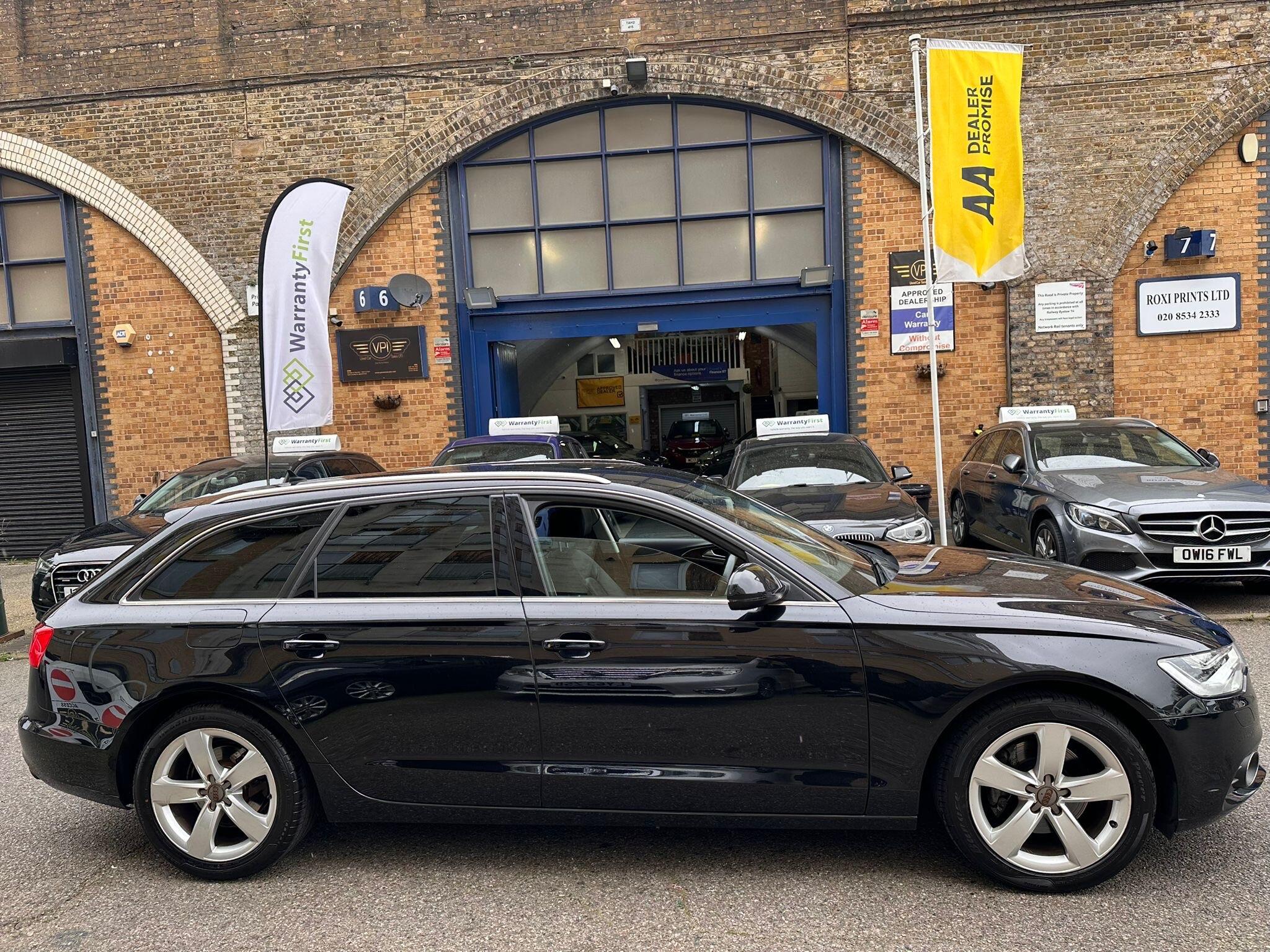 Audi A6 Avant view 10