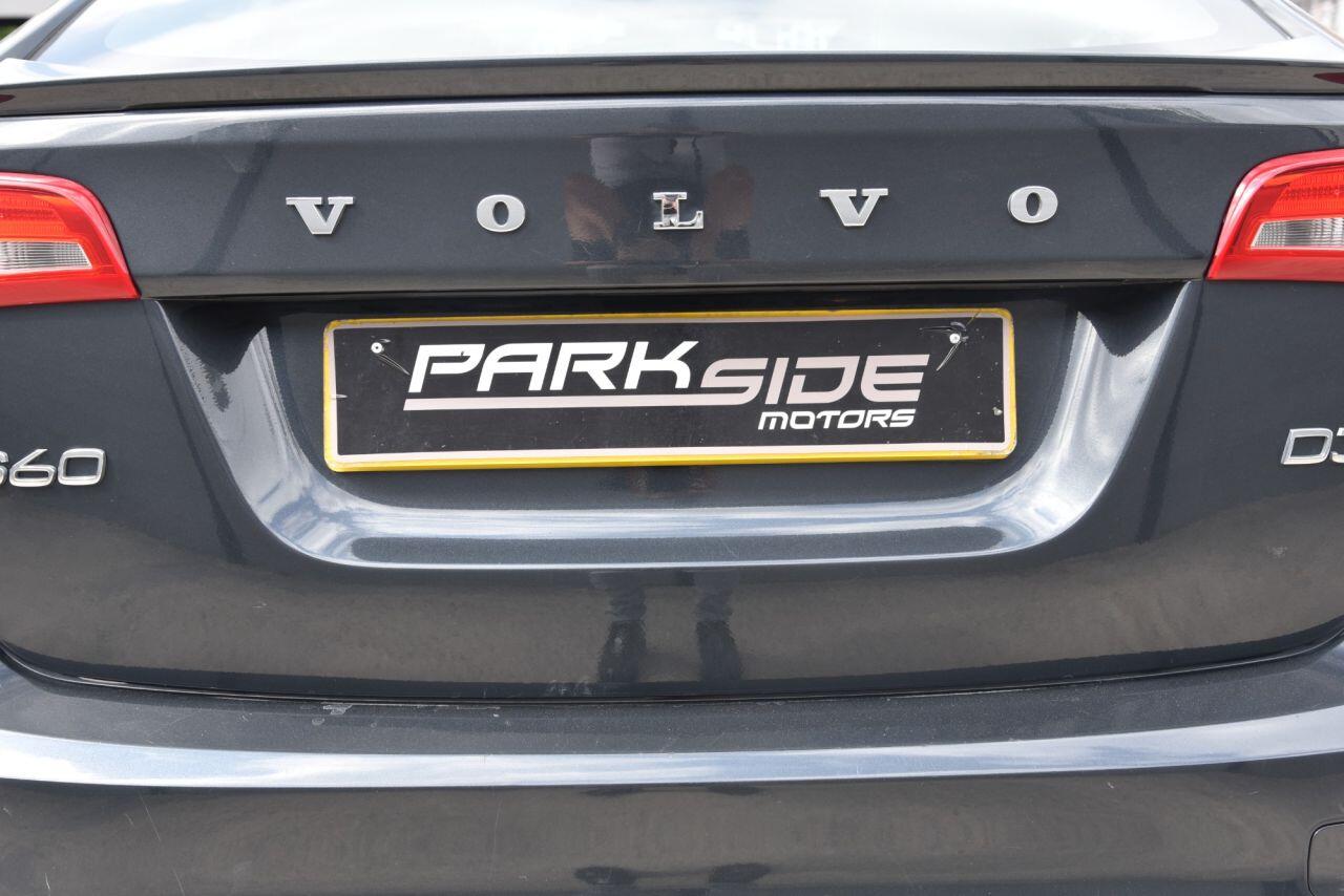 Volvo S60 view 17