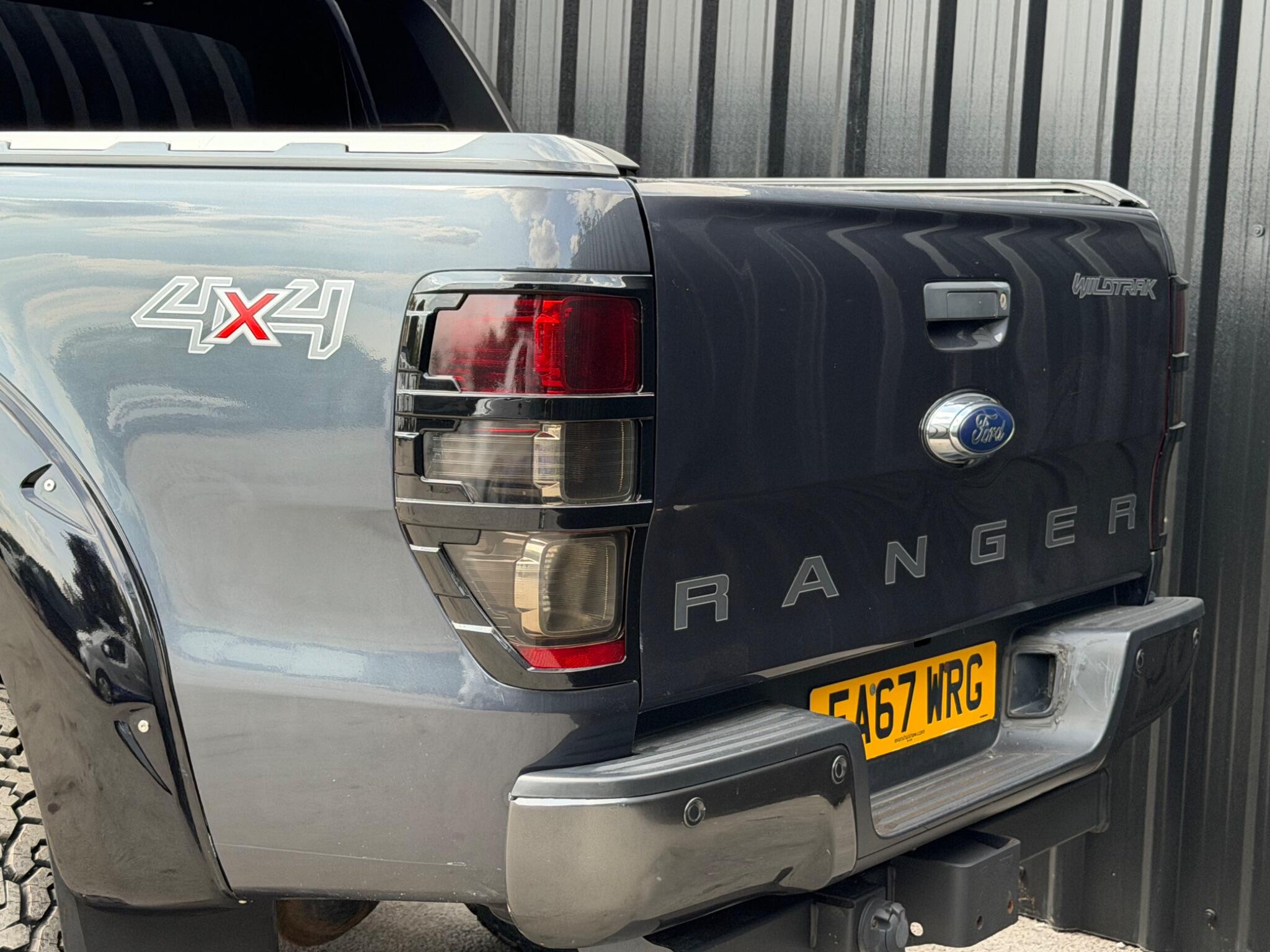 Ford Ranger view 39