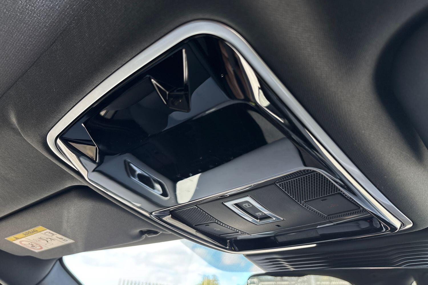 Land Rover Range Rover Velar view 51