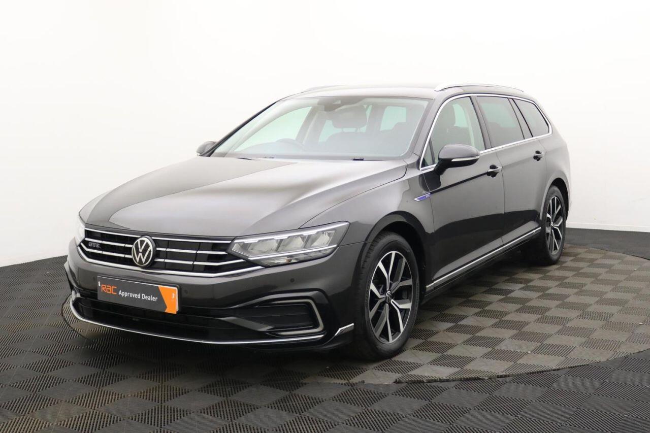 Volkswagen Passat view 9