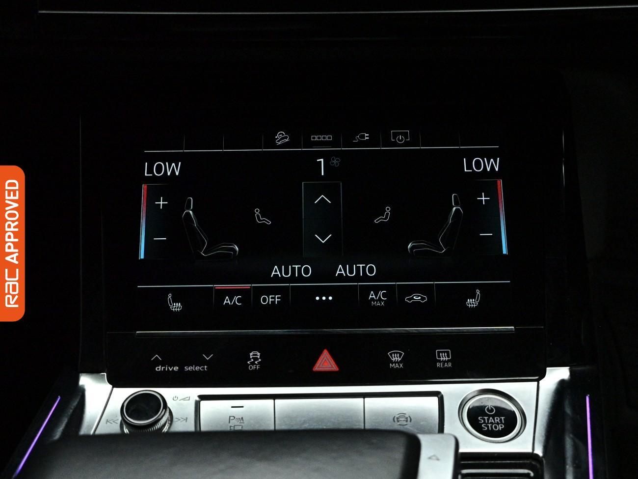 Audi E-Tron view 22