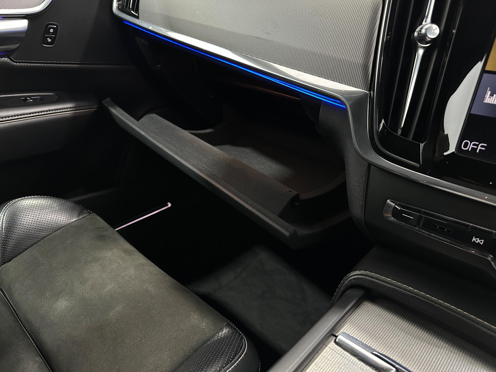 Volvo S90 view 27