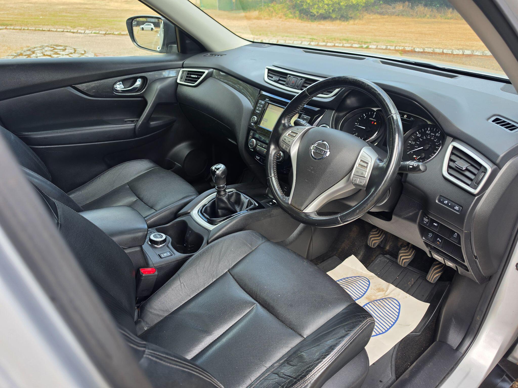 Nissan X-Trail view 18