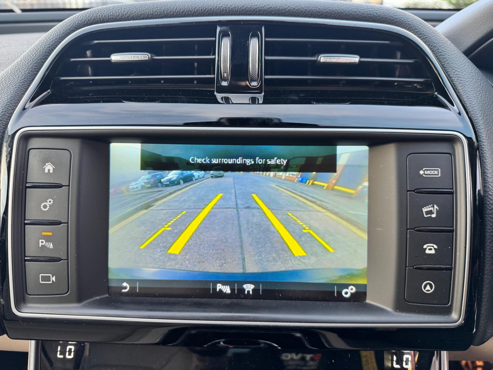 Jaguar Xe view 39