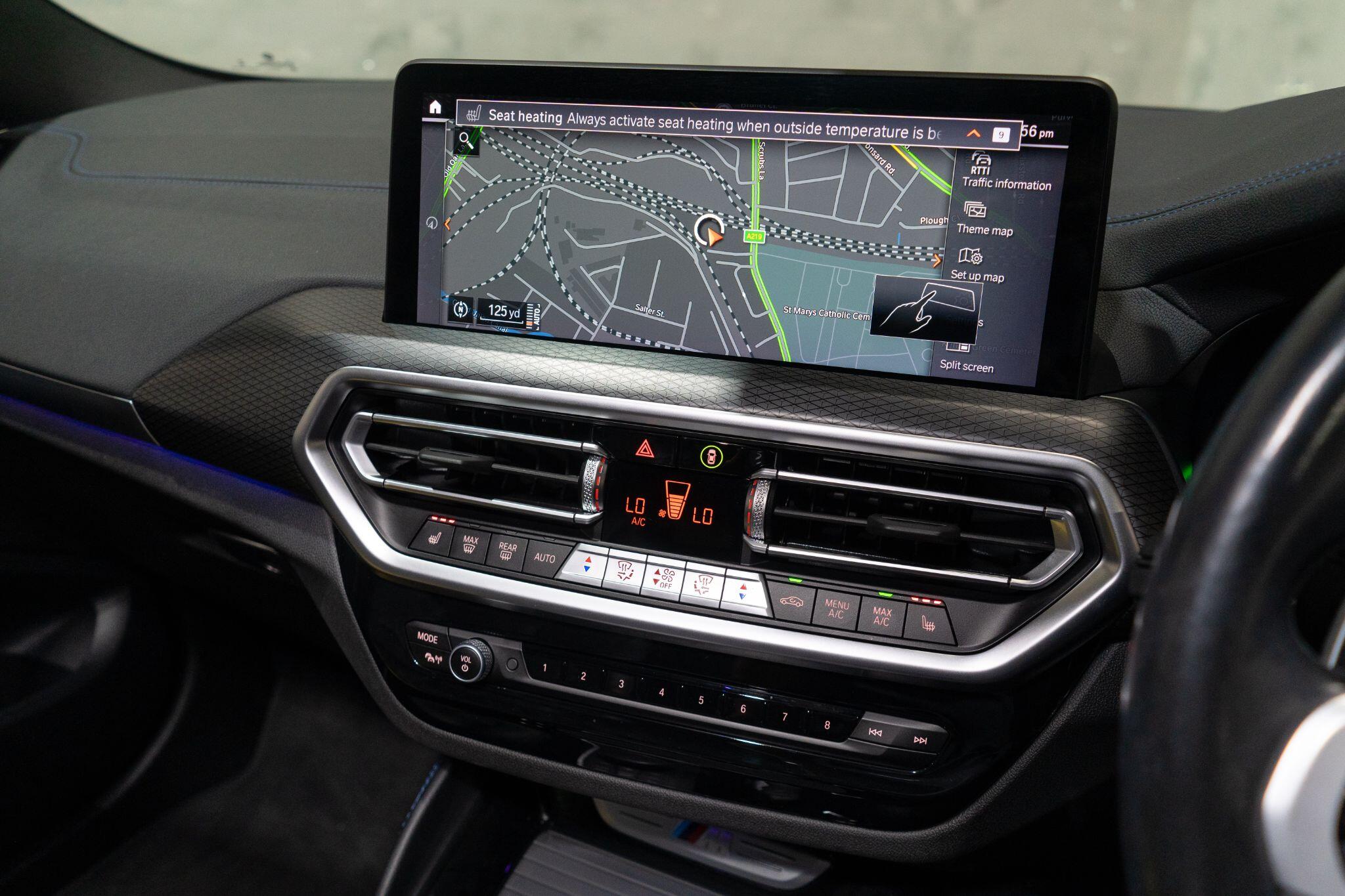BMW X4 view 18