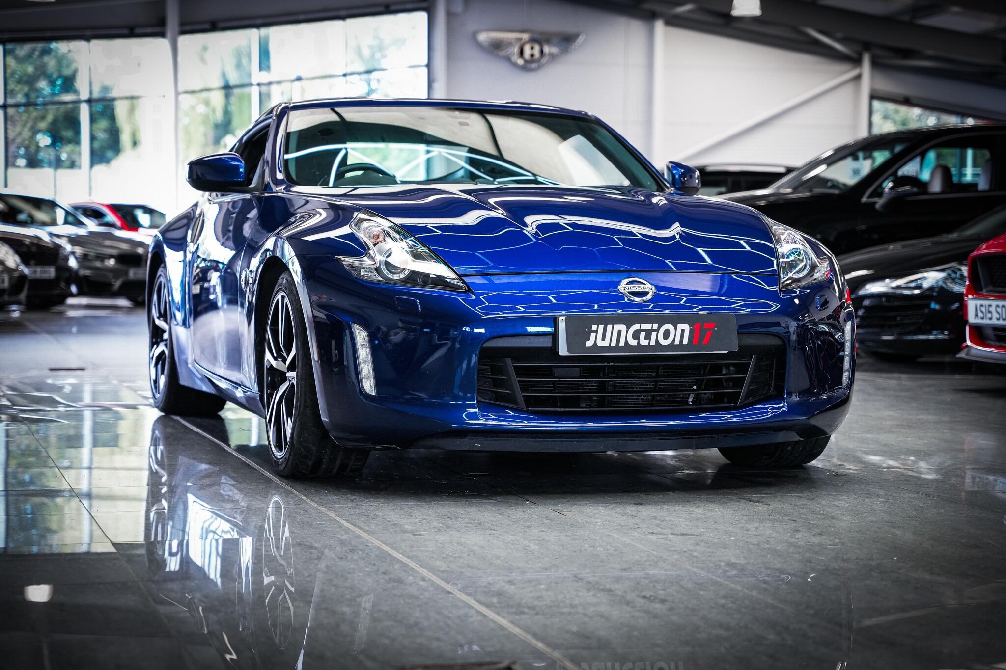 Nissan 370z view 10