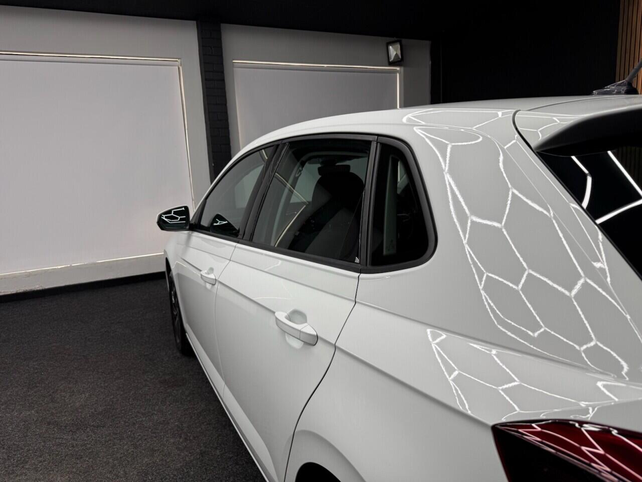 Volkswagen Polo view 6