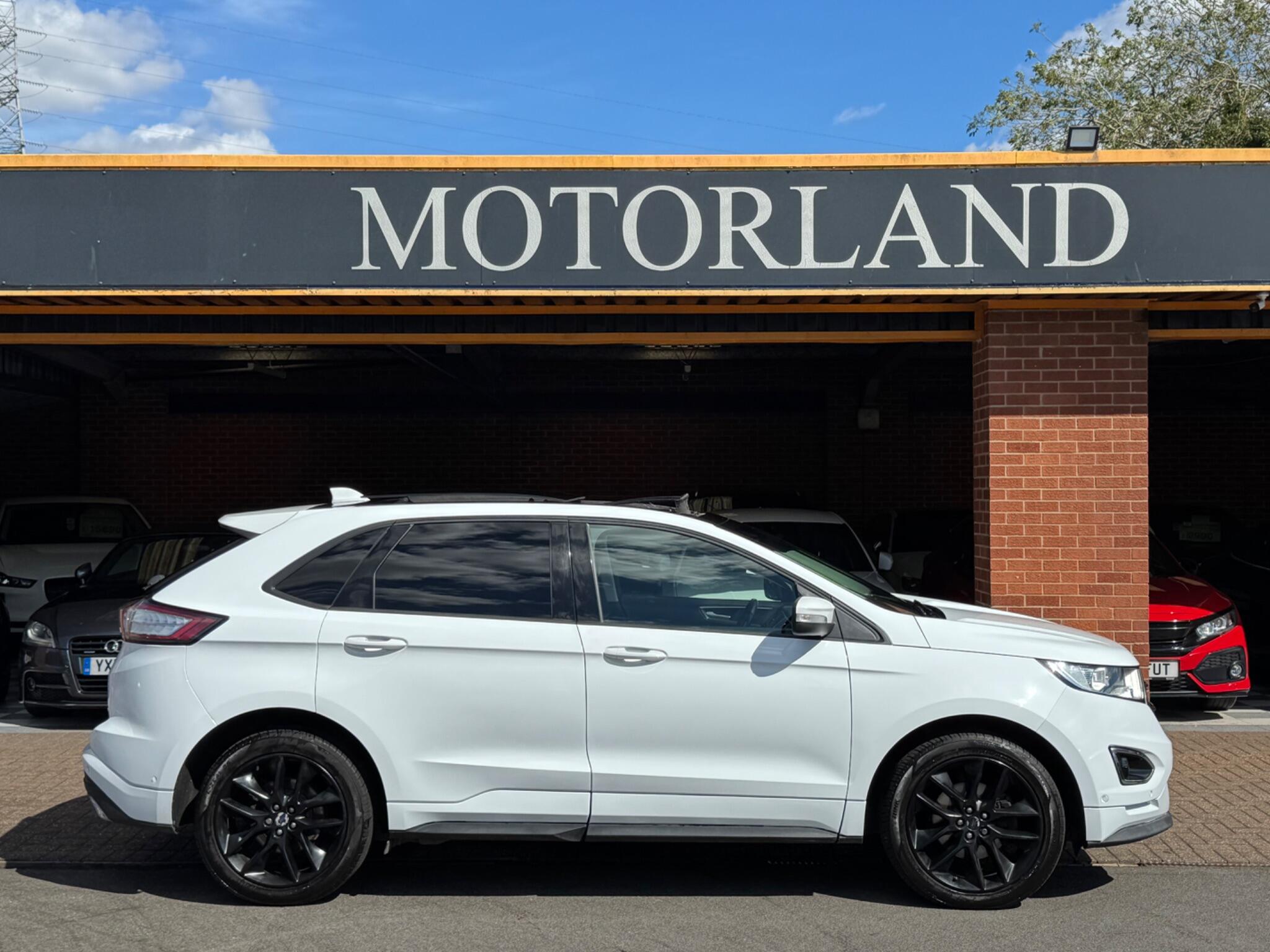 Ford Edge view 5