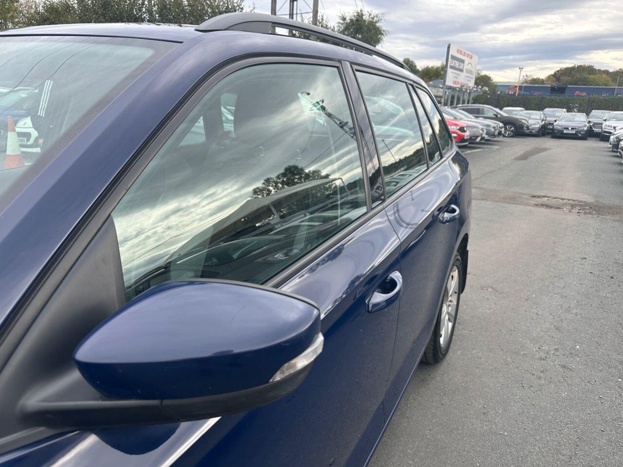 Skoda Fabia view 21