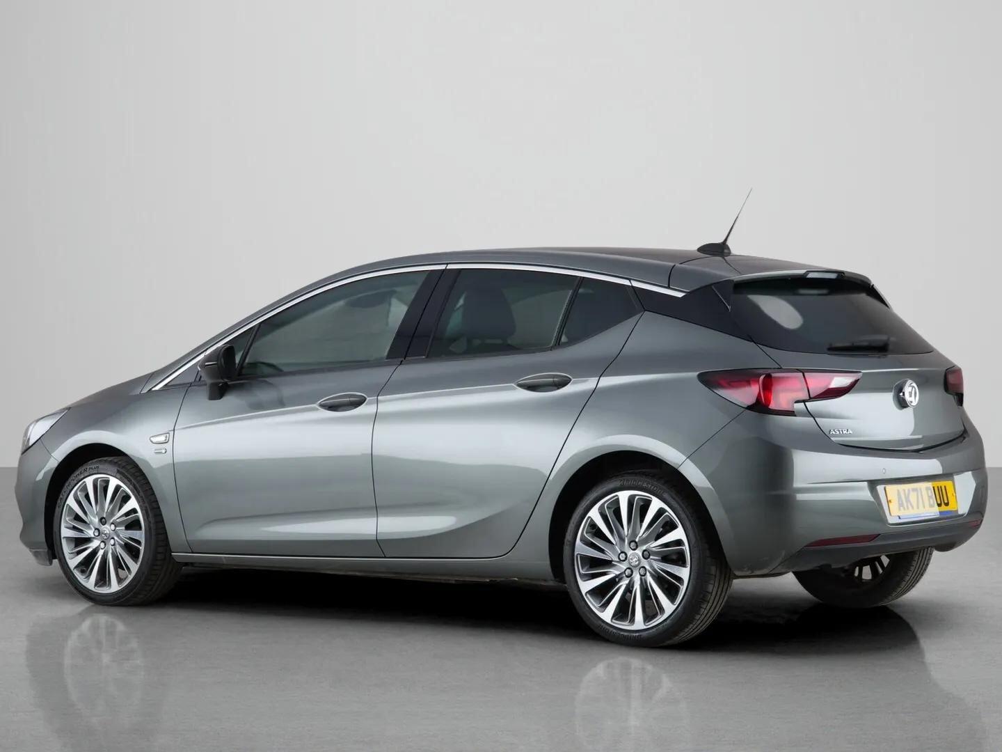 Vauxhall Astra view 8