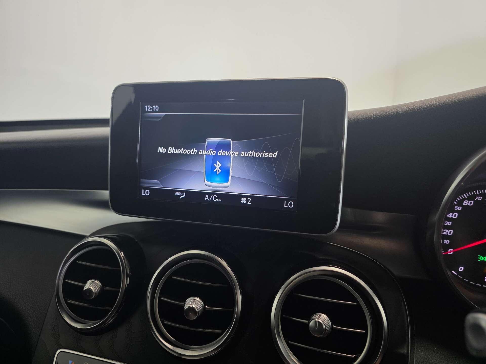 Mercedes-Benz GLC view 30