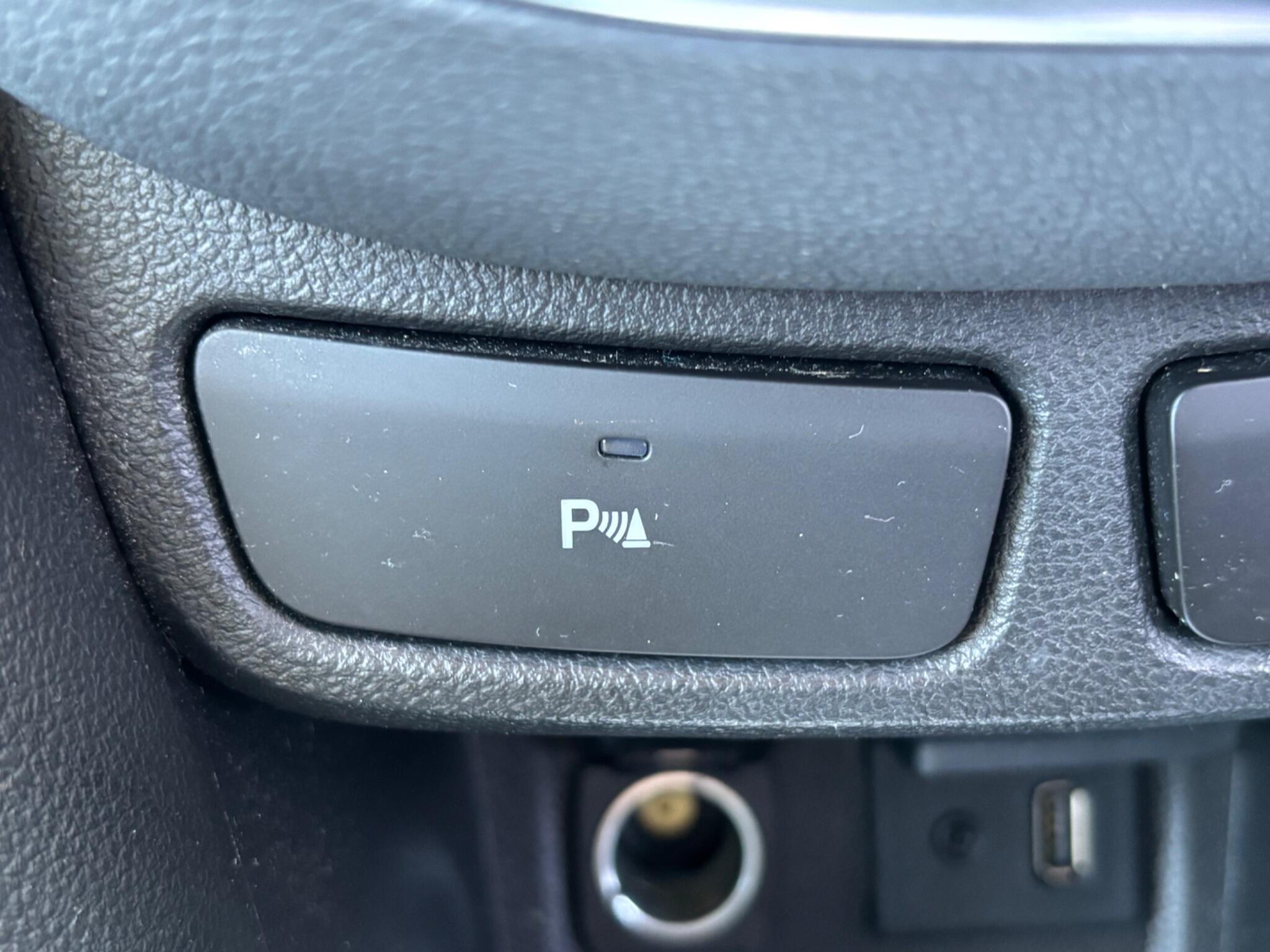 Vauxhall Mokka view 34