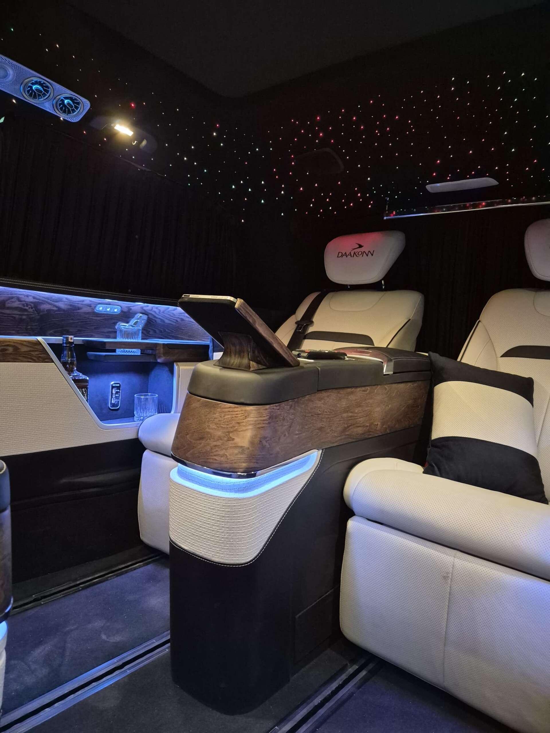 Mercedes-Benz Vito view 12