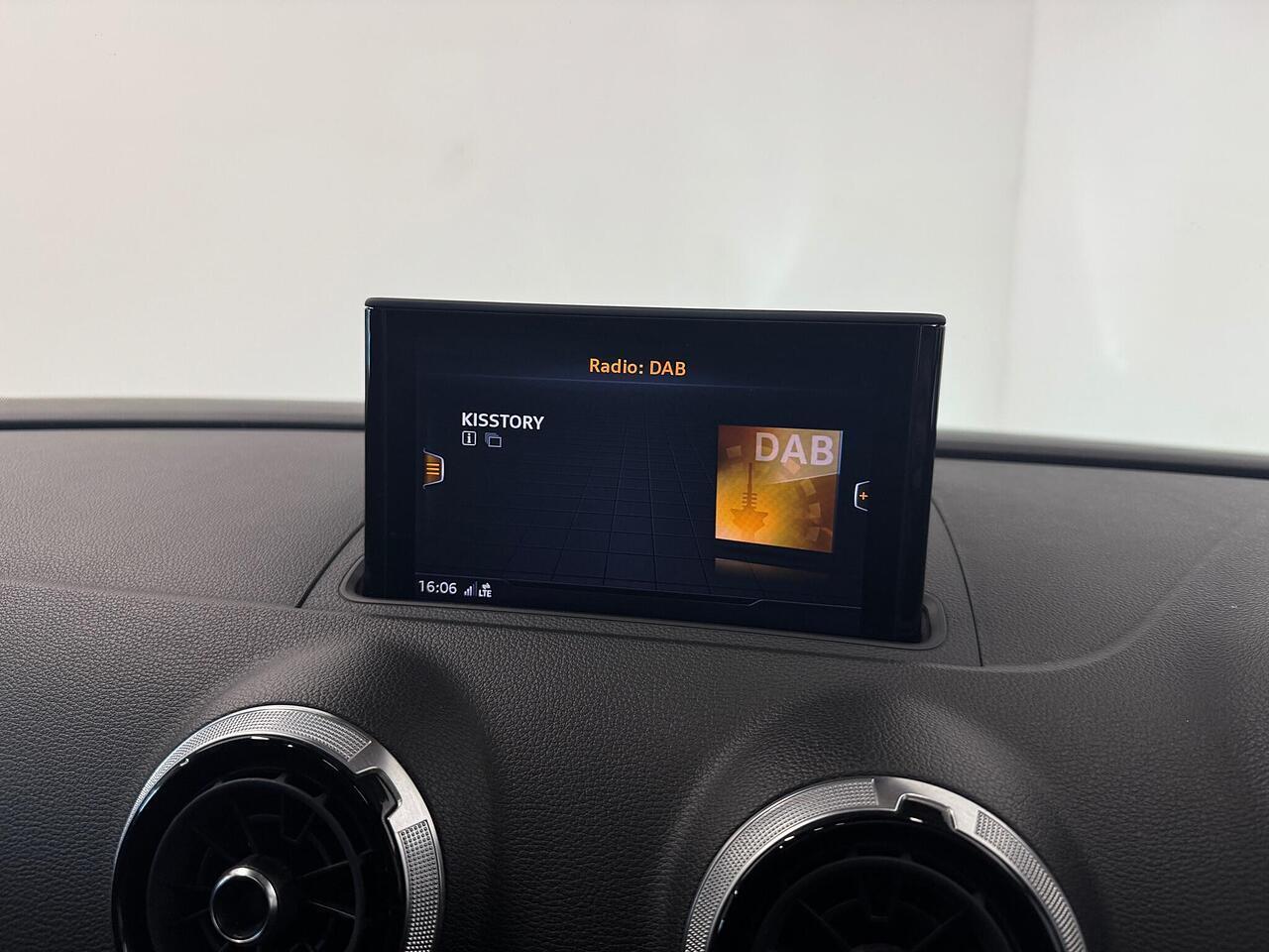 Audi S3 view 23